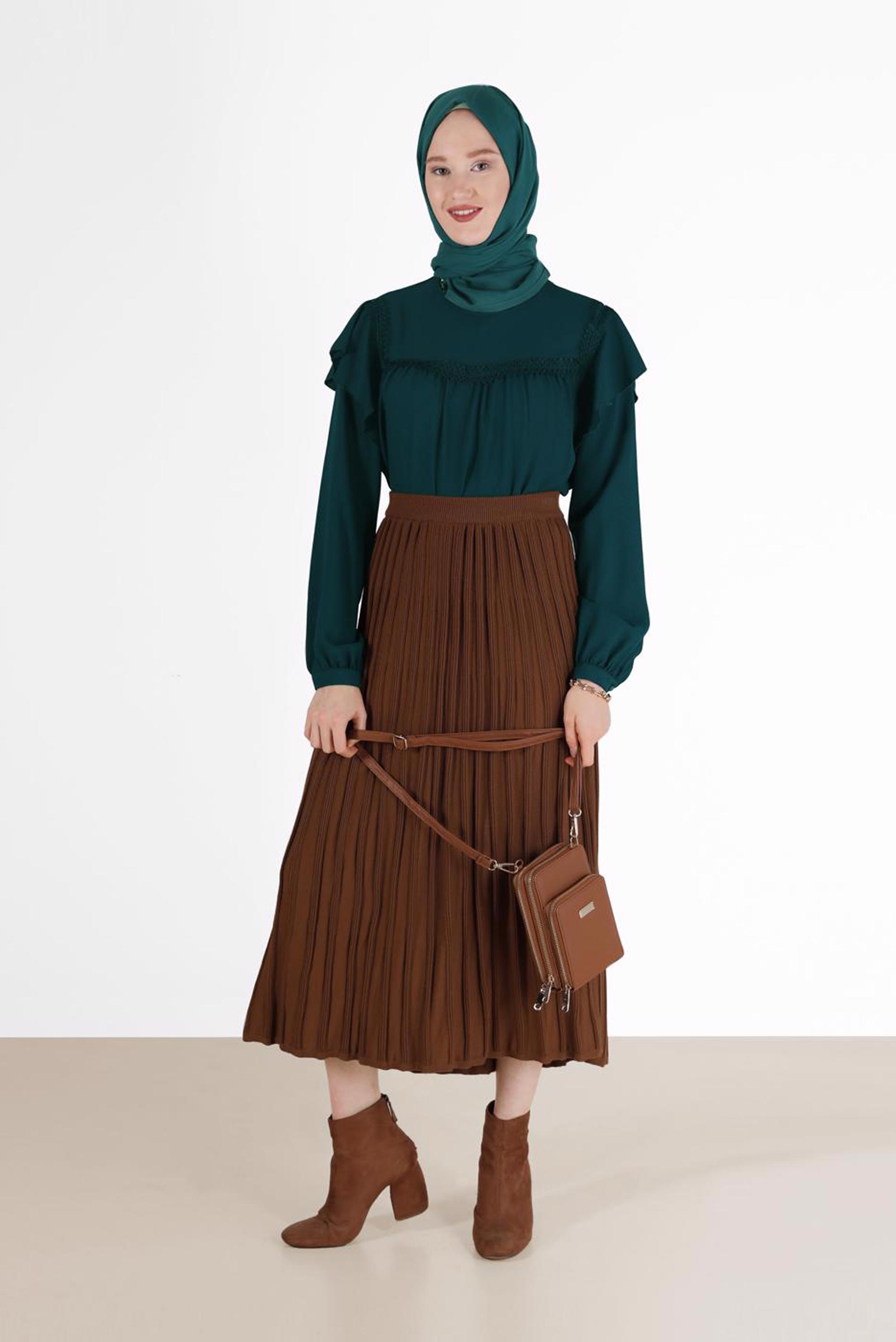 Hijab clothing GREEN FRILL DETAIL BLOUSE 40332	