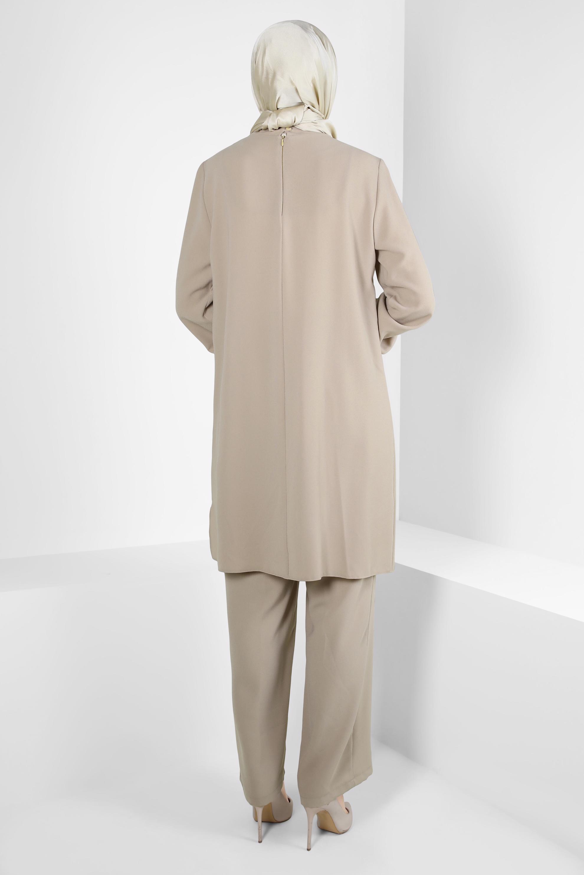 Tesettür giyim BEJ PANTOLONLU KREP TAKIM 30203