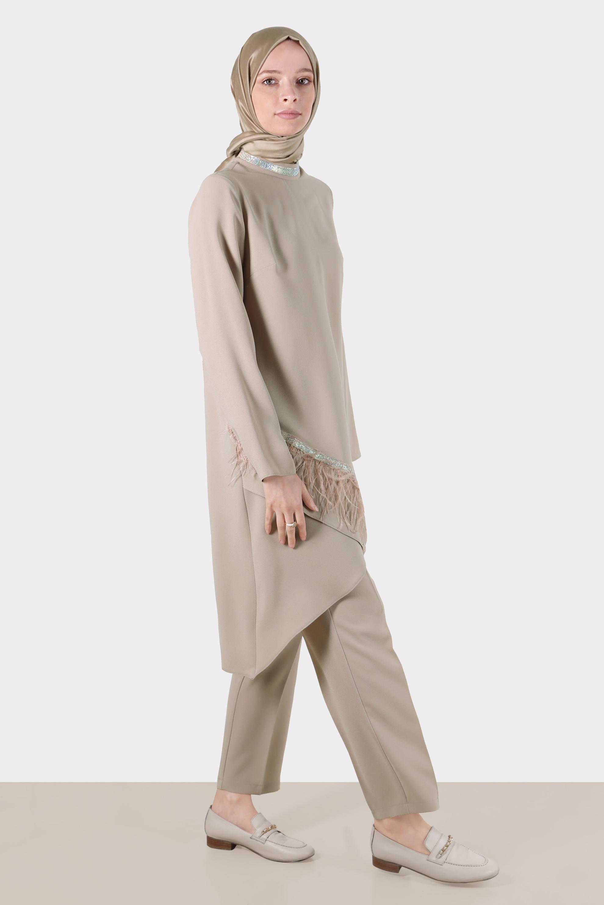Tesettür giyim BEJ TÜY DETAYLI TAŞLI İKİLİ PANT TAKIM 30204 