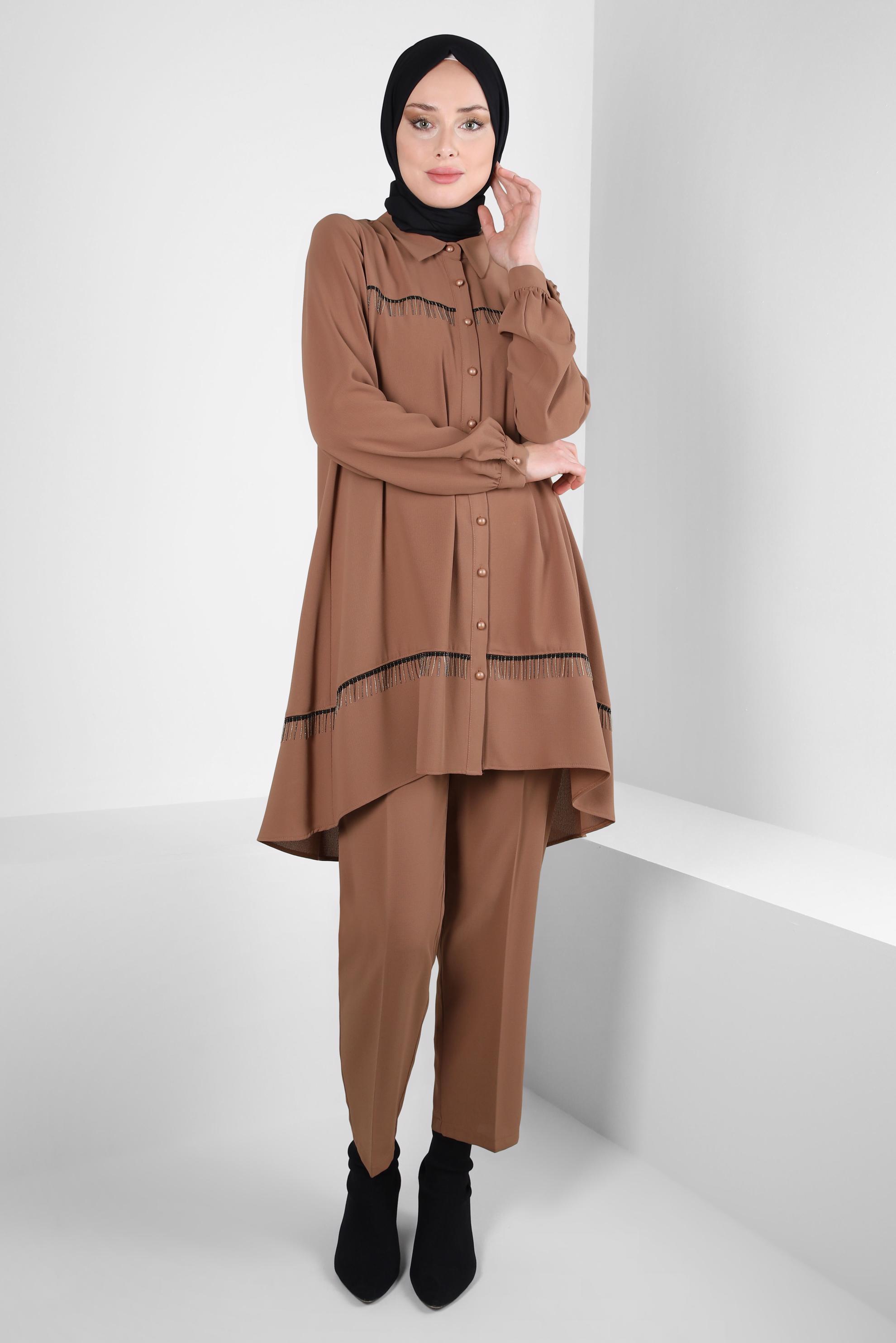 Tesettür giyim TABA PÜSKÜL DETAYLI PANTOLONLU TAKIM 