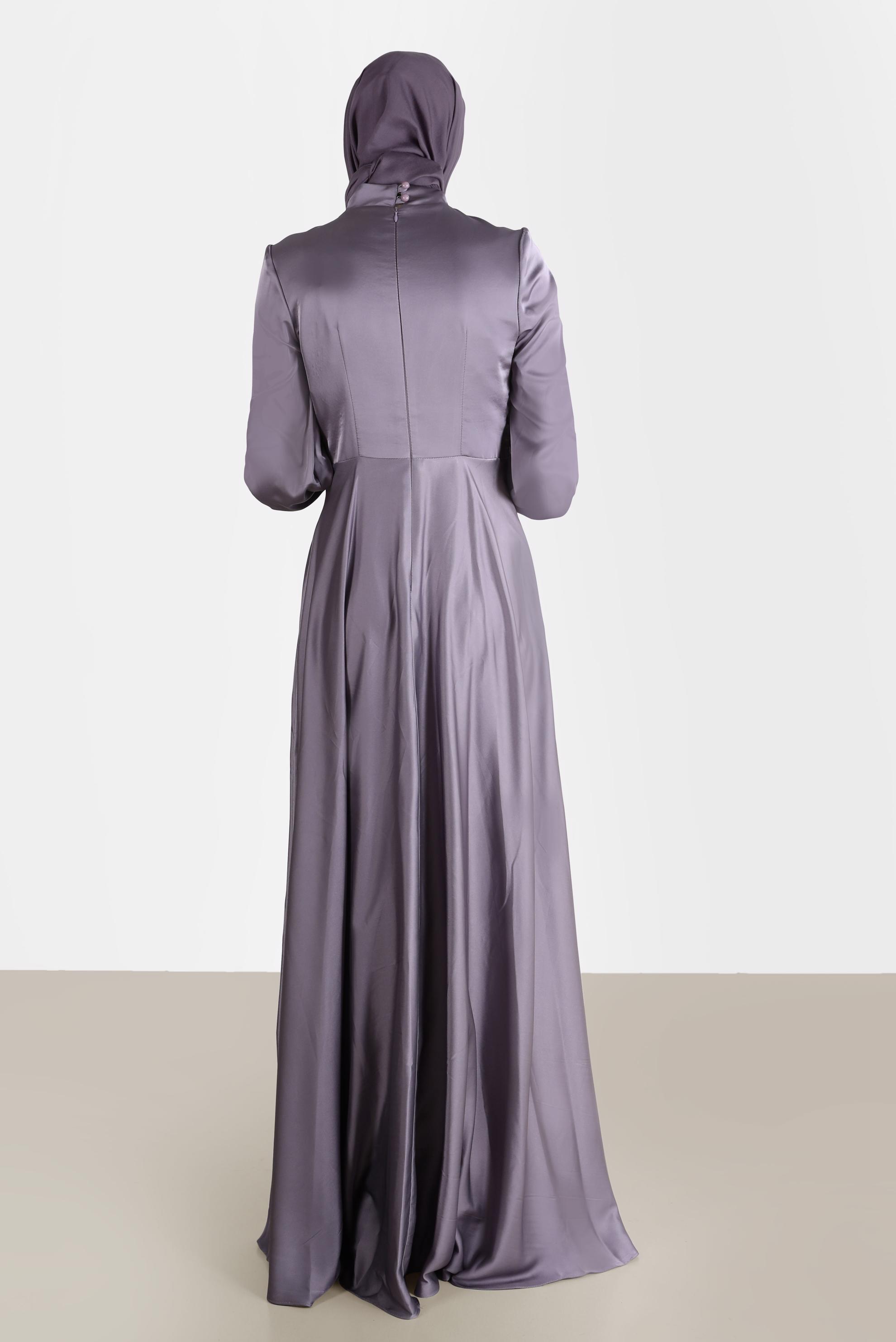 Tesettür giyim MÜRDÜM YANDAN BÜZGÜLÜ SATEN ABİYE ELBİSE 50217	