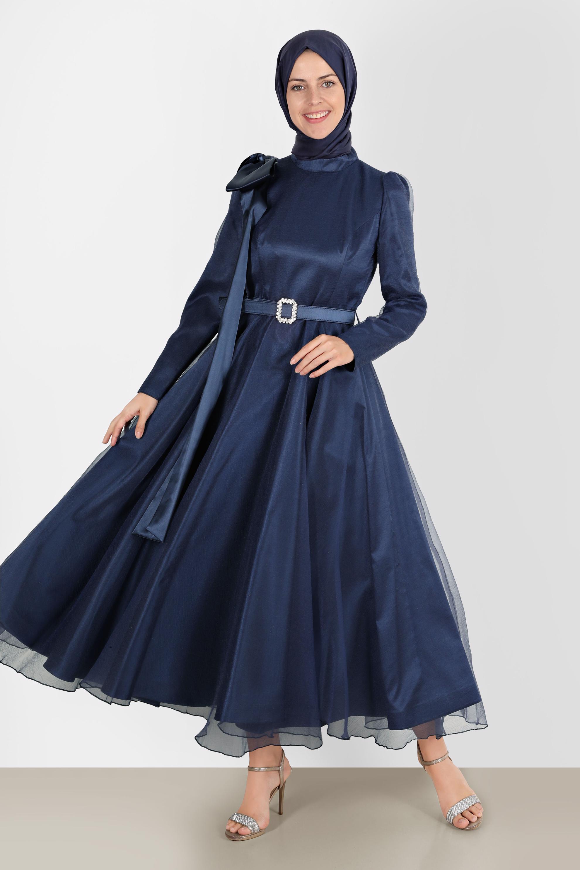 Tesettür giyim LACİVERT FİYONK DETAYLI KEMERLİ ABİYE ELBİSE 50227