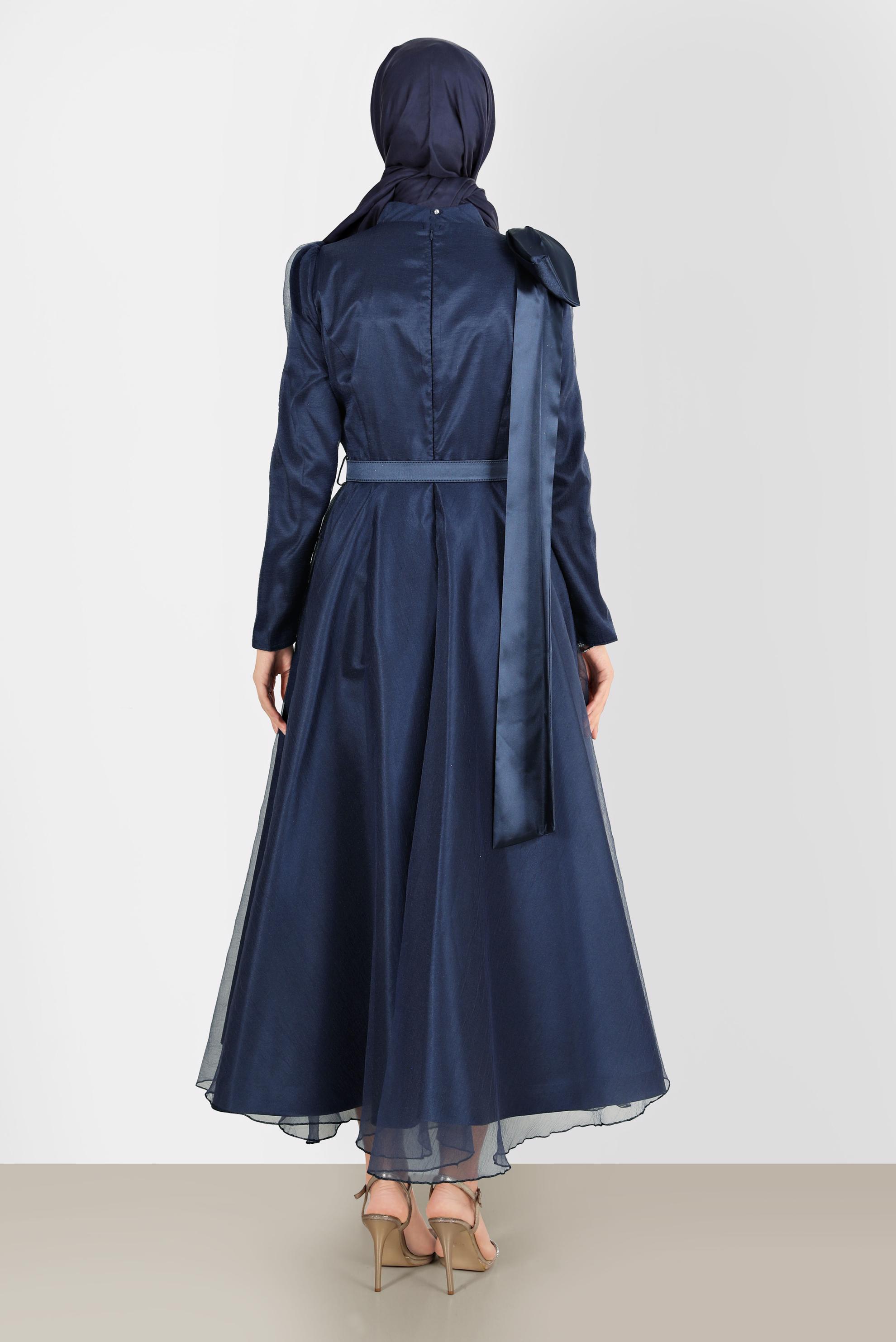 Tesettür giyim LACİVERT FİYONK DETAYLI KEMERLİ ABİYE ELBİSE 50227