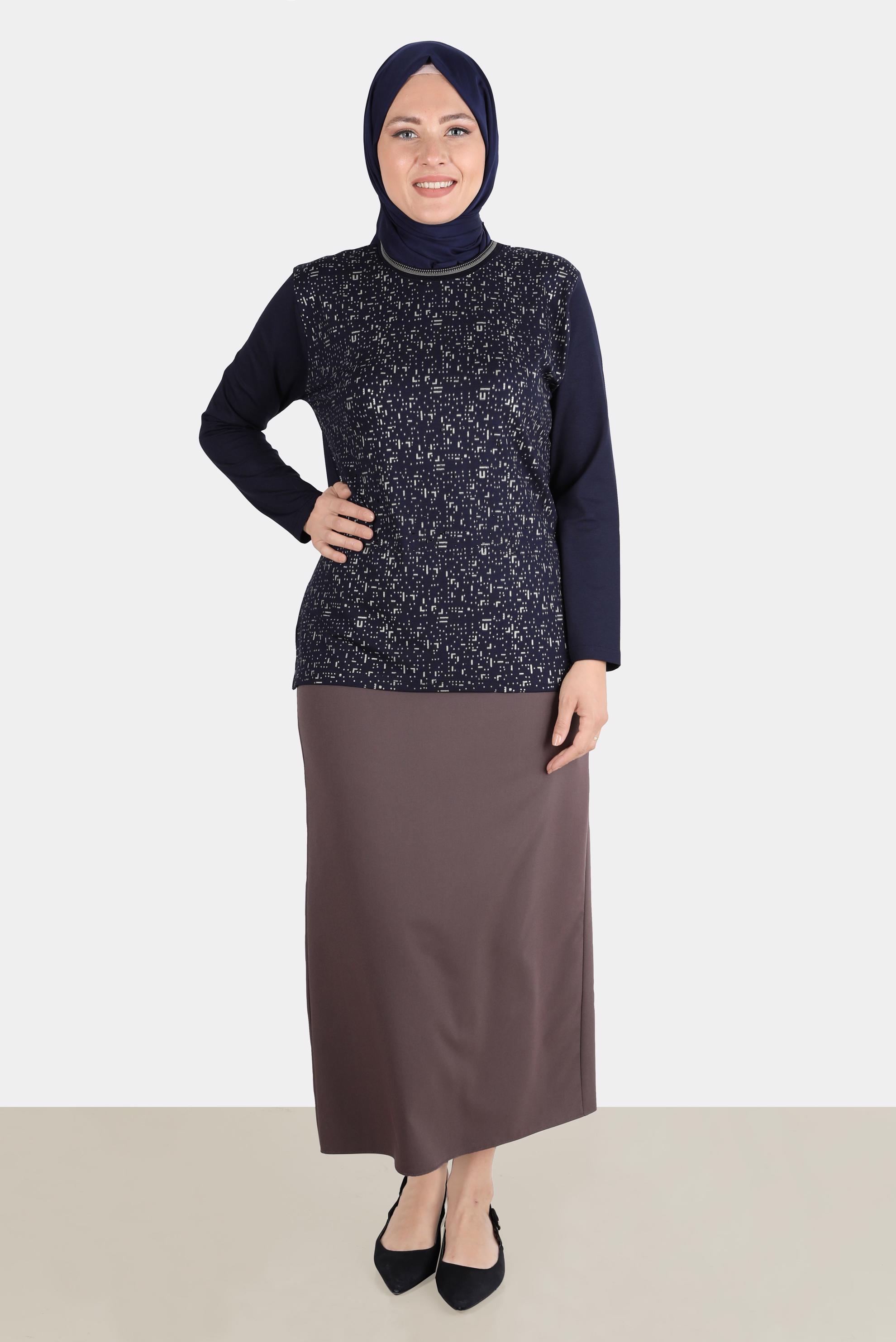 Vêtements hijab BLEU MARINE TUNIQUE EN VISCOSE À MOTIF AVEC BIJOU 20249