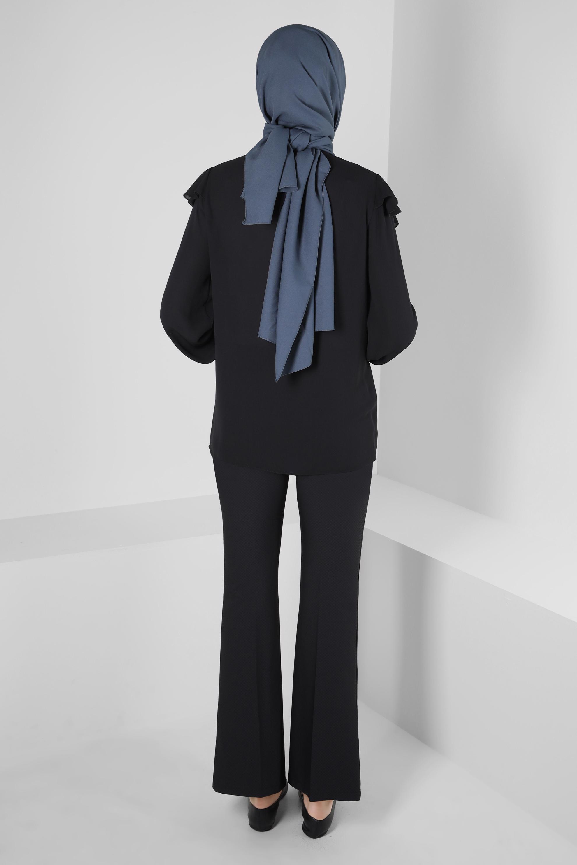 Tesettür giyim SİYAH YAKASI BAĞLAMALI BLUZ 42705