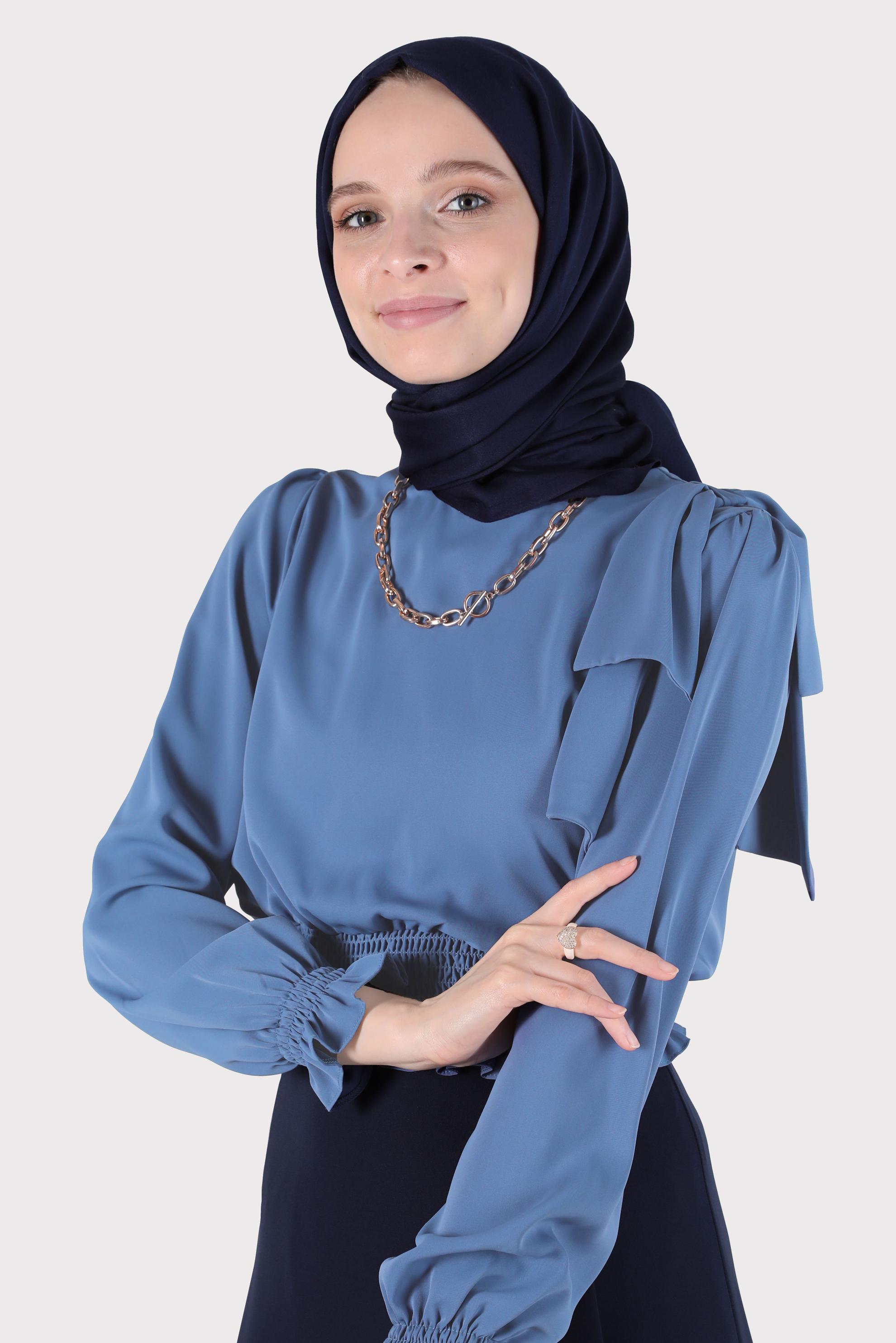 Tesettür giyim LACİVERT BELİ LASTİKLİ FİYONK DETAYLI BLUZ 42755	