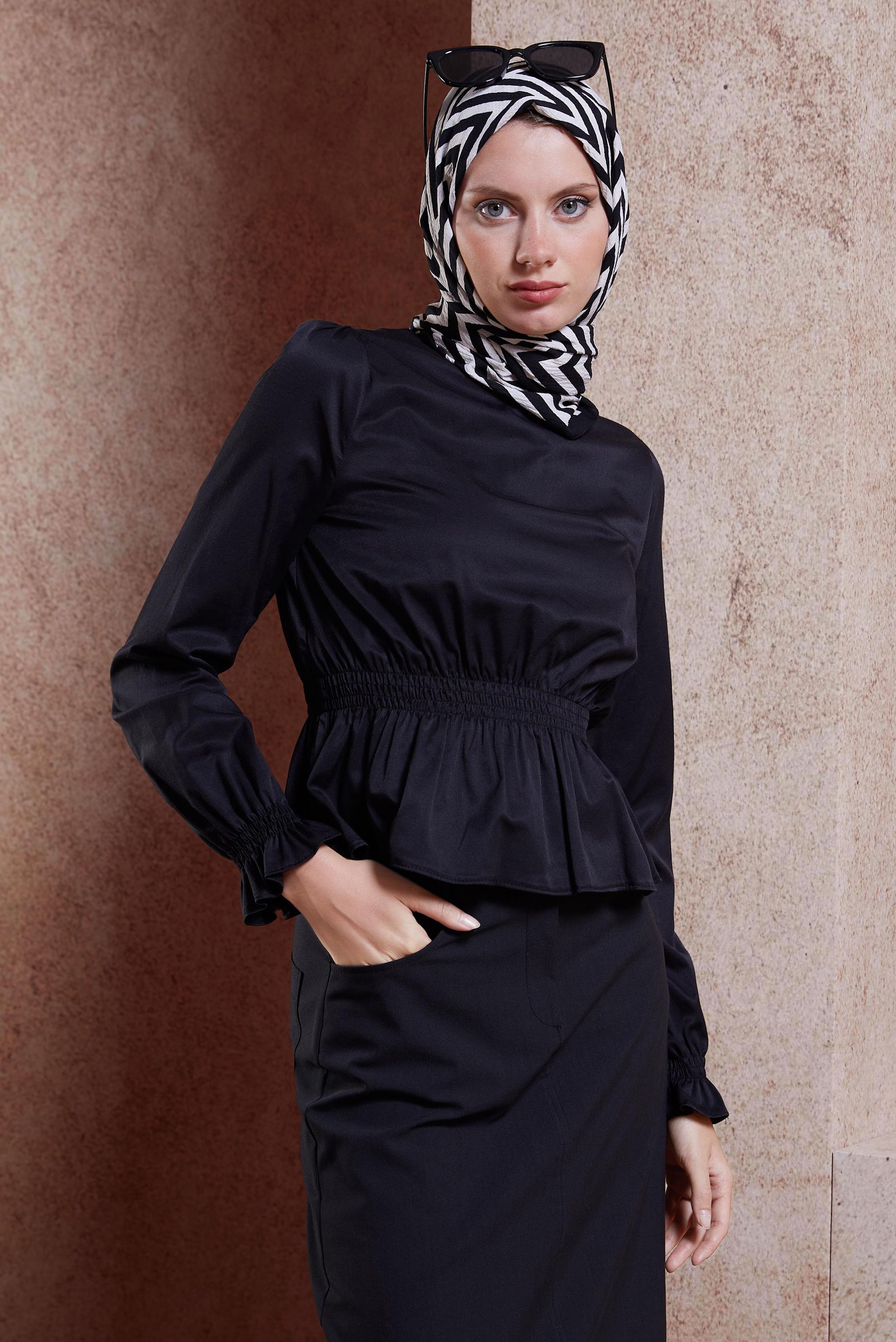 Tesettür giyim SİYAH BELİ VE MANŞETLERİ LASTİKLİ BLUZ 42762