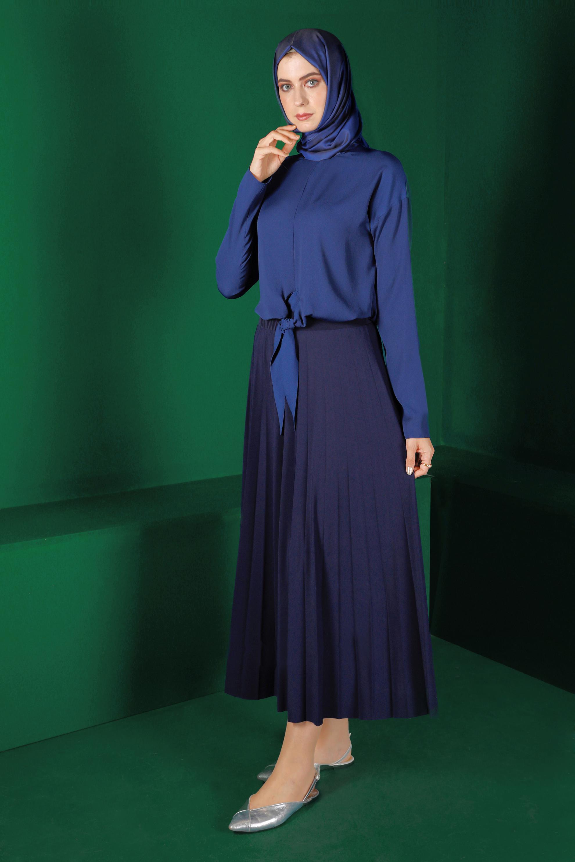 Tesettür giyim LACİVERT BAĞLAMA DETAYLI BLUZ 42793 