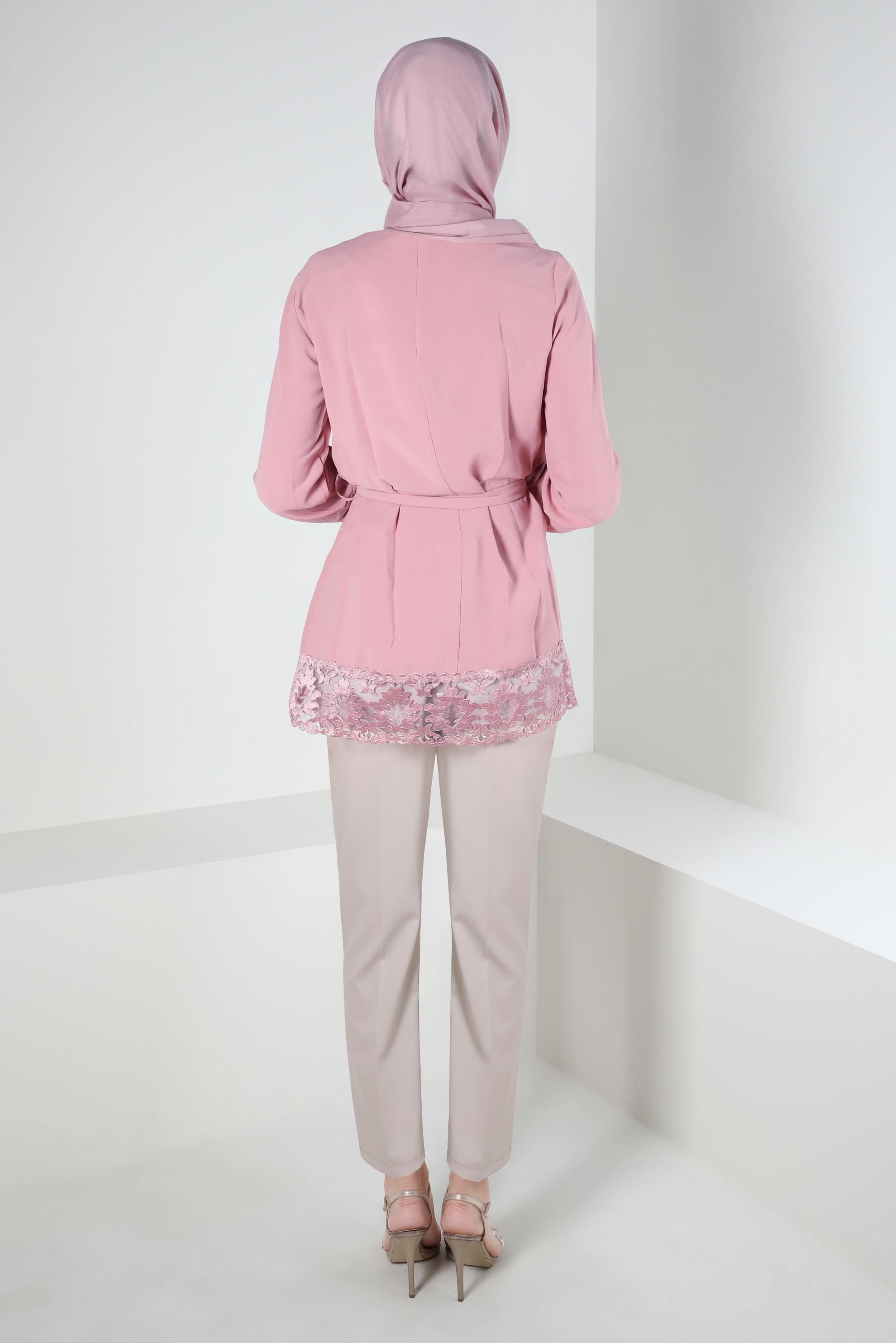 Tesettür giyim PUDRA ETEK UCU DANTEL DETAYLI KUŞAKLI BLUZ 42802 