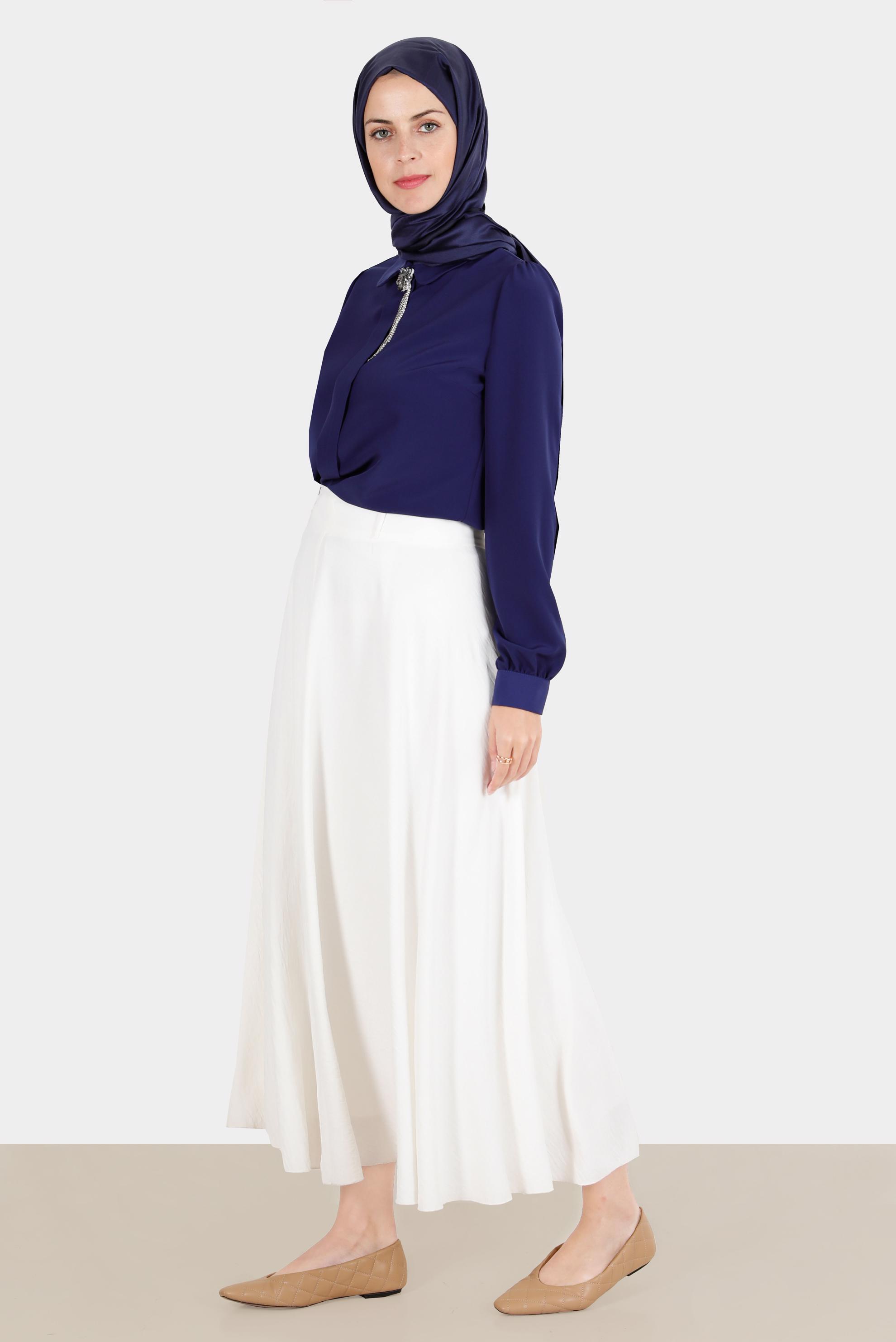 Hijab clothing NAVY BLUE BROOCH DETAIL BLOUSE 42830 
