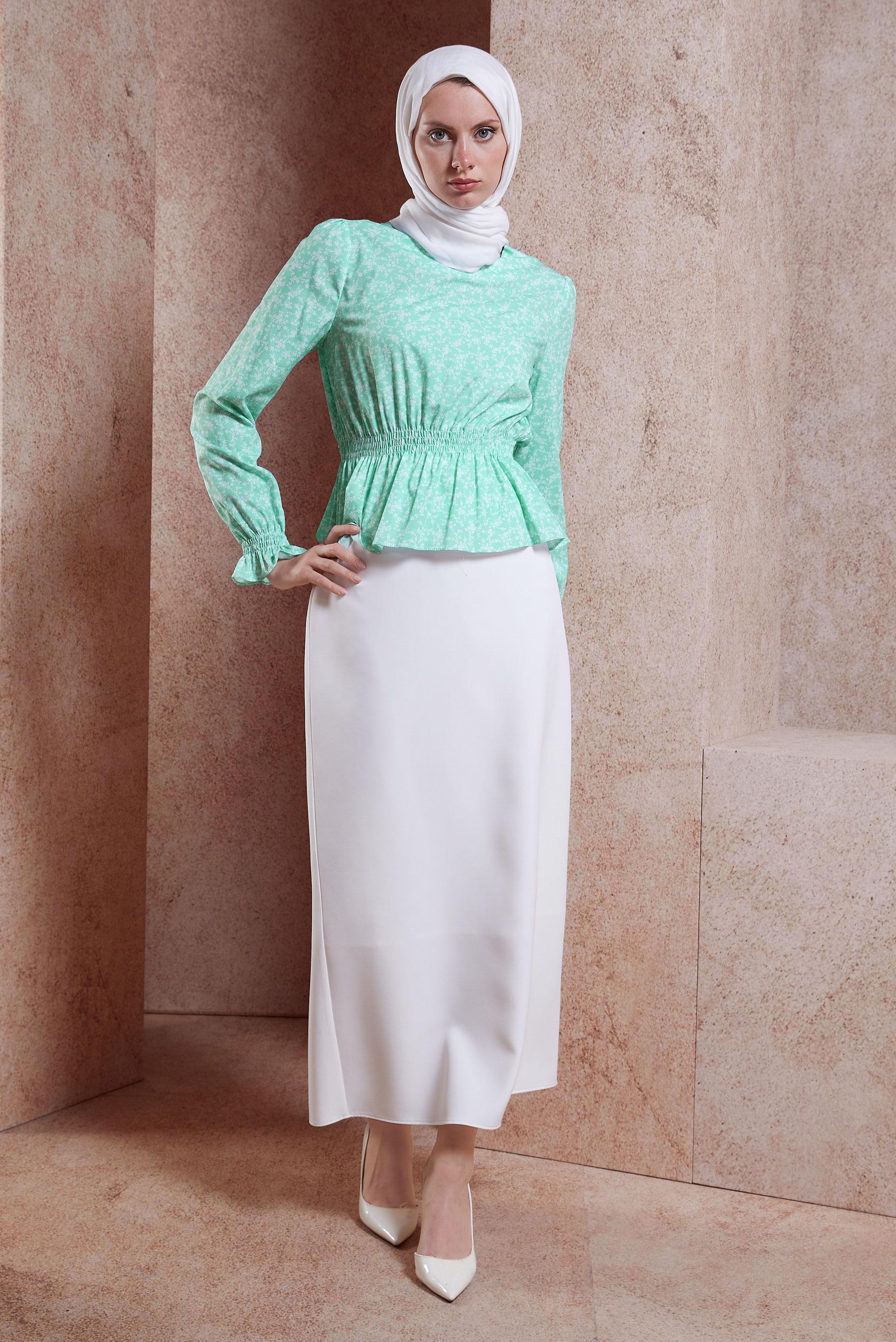 Tesettür giyim YEŞİL BELİ VE MANŞETLERİ LASTİKLİ ÇİÇEKLİ BLUZ 42888 