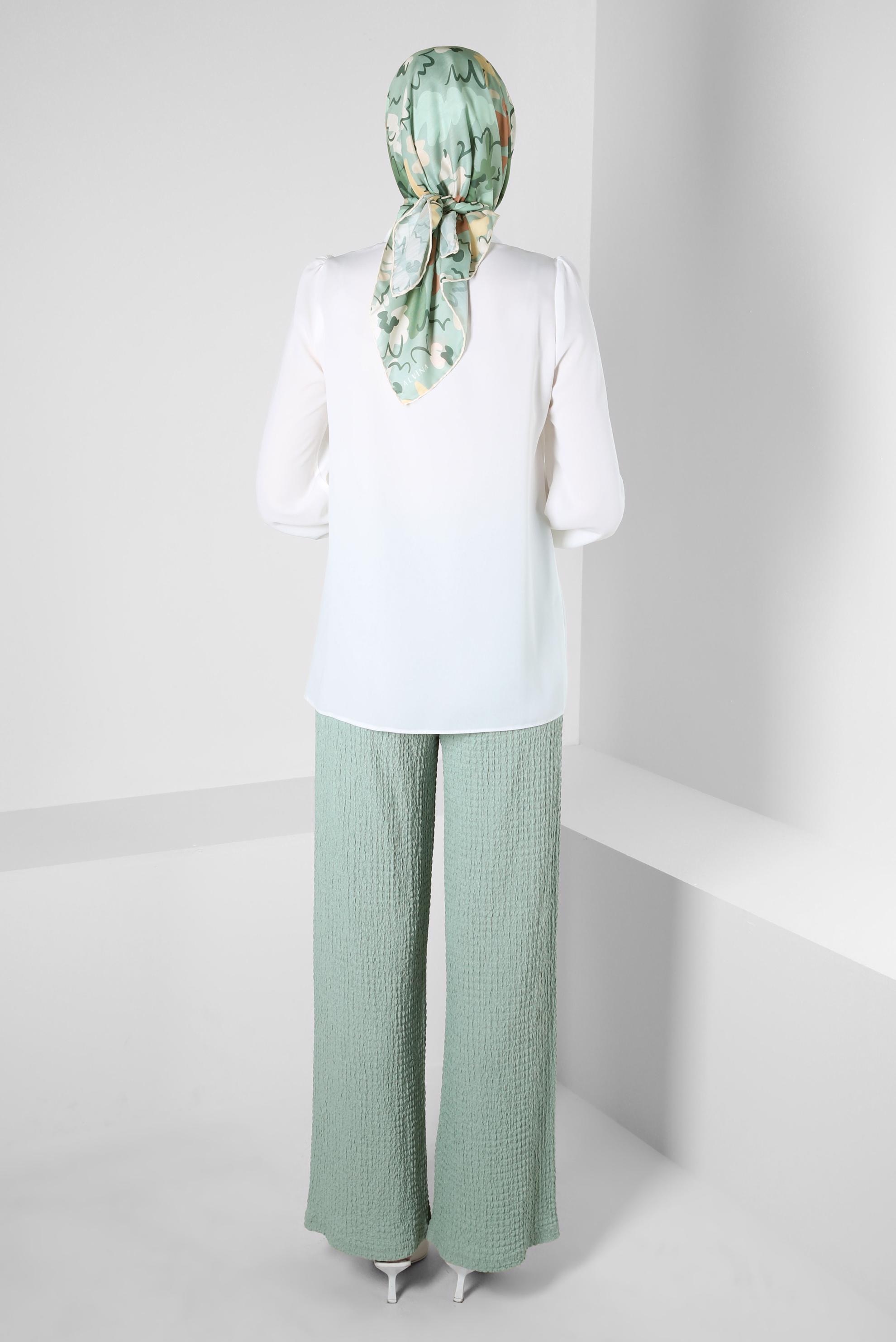 Tesettür giyim BEYAZ GİZLİ DÜĞMELİ BLUZ 42926 