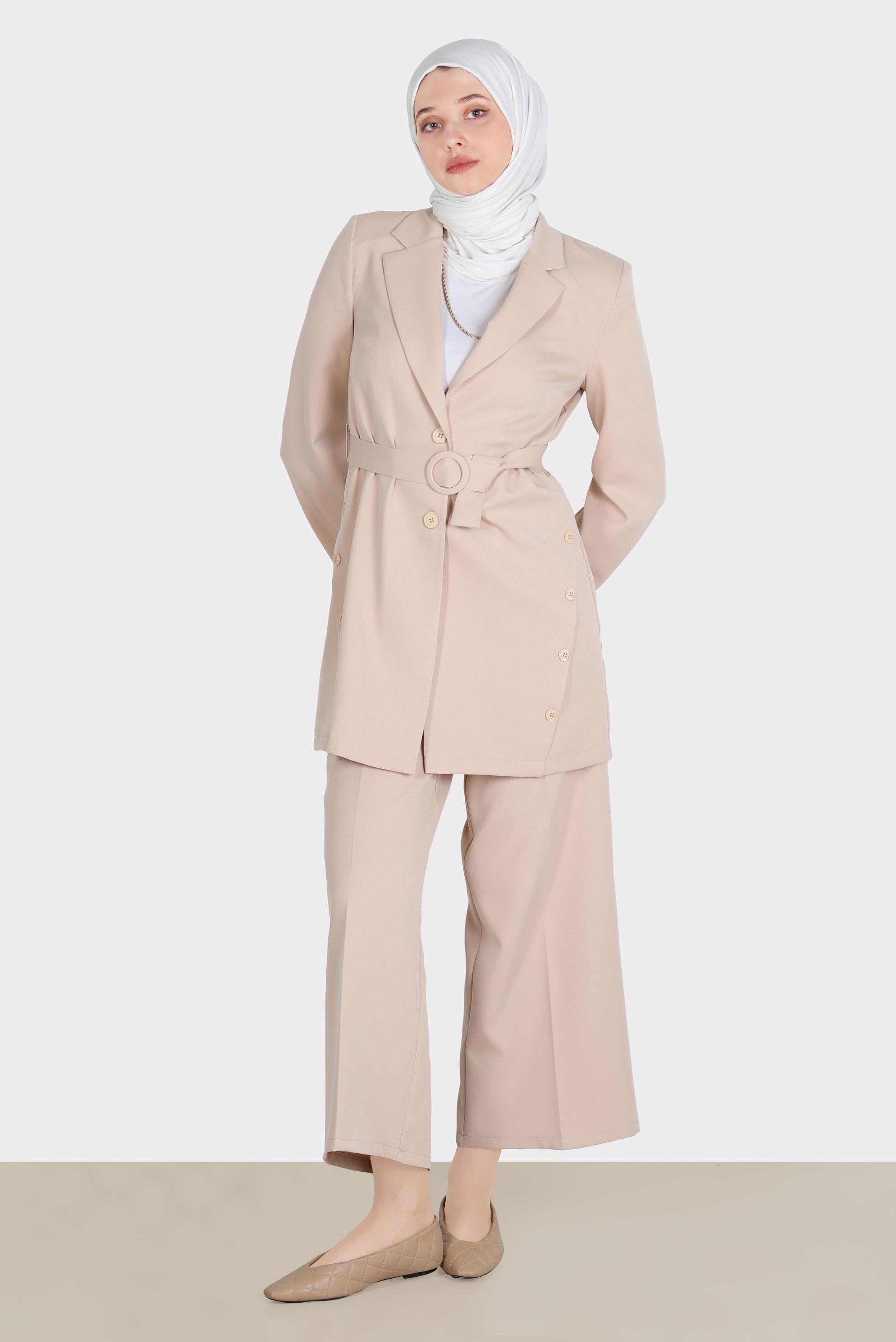 Tesettür giyim BEJ KUŞAKLI DÜĞME DETAYLI CEKET 42812