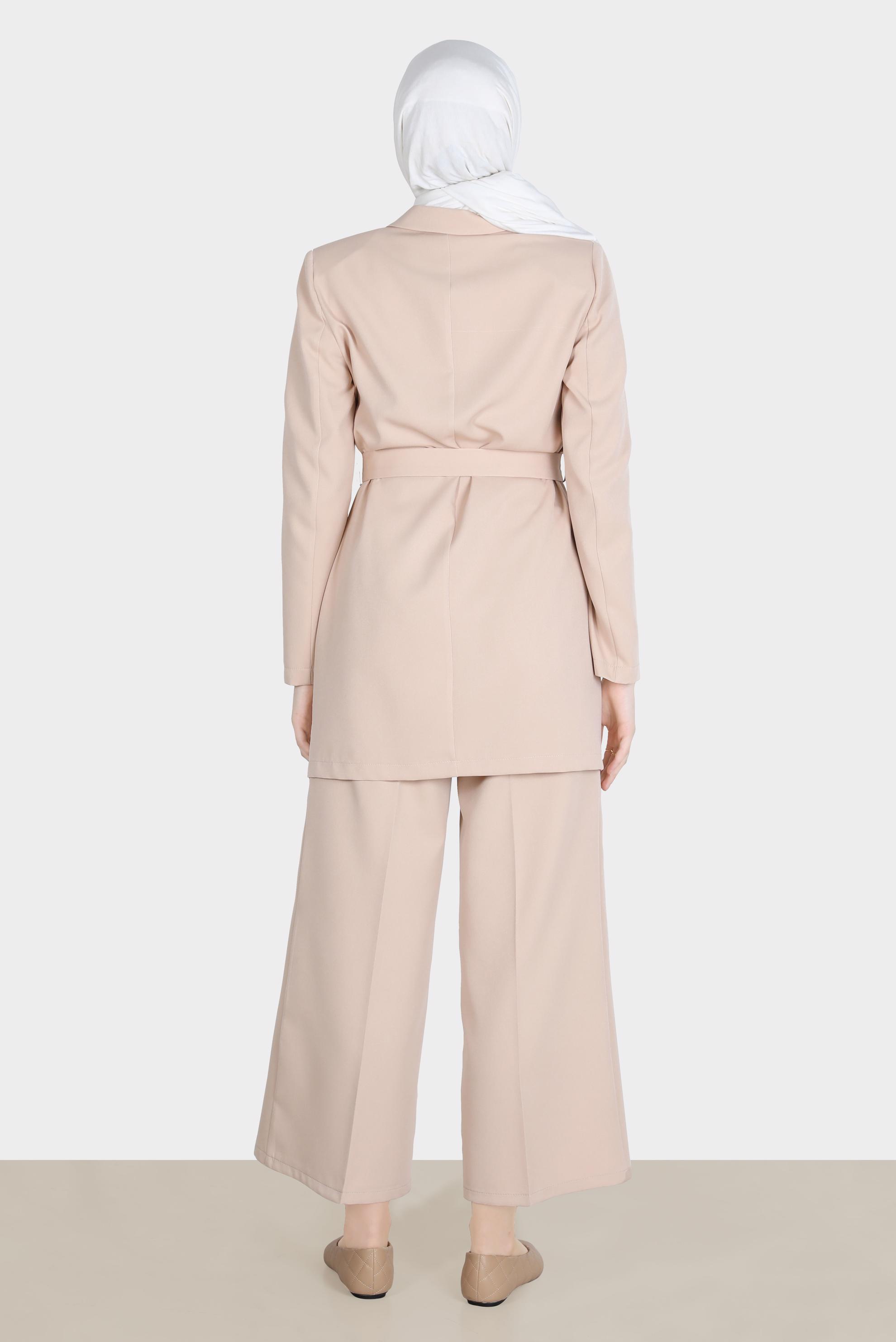 Tesettür giyim BEJ KUŞAKLI DÜĞME DETAYLI CEKET 42812