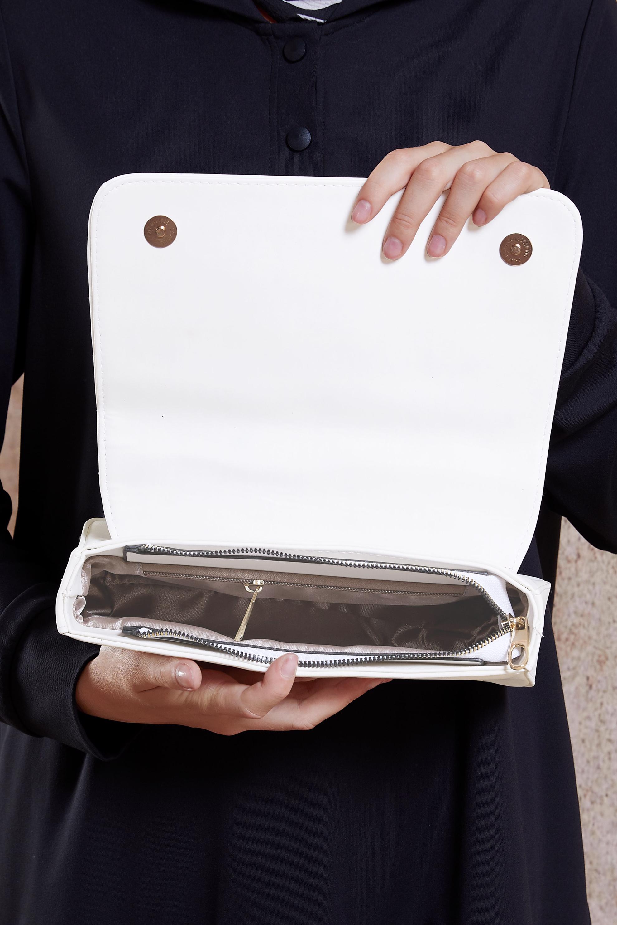 Tesettür giyim BEYAZ ALVİNA ÇANTA 2029