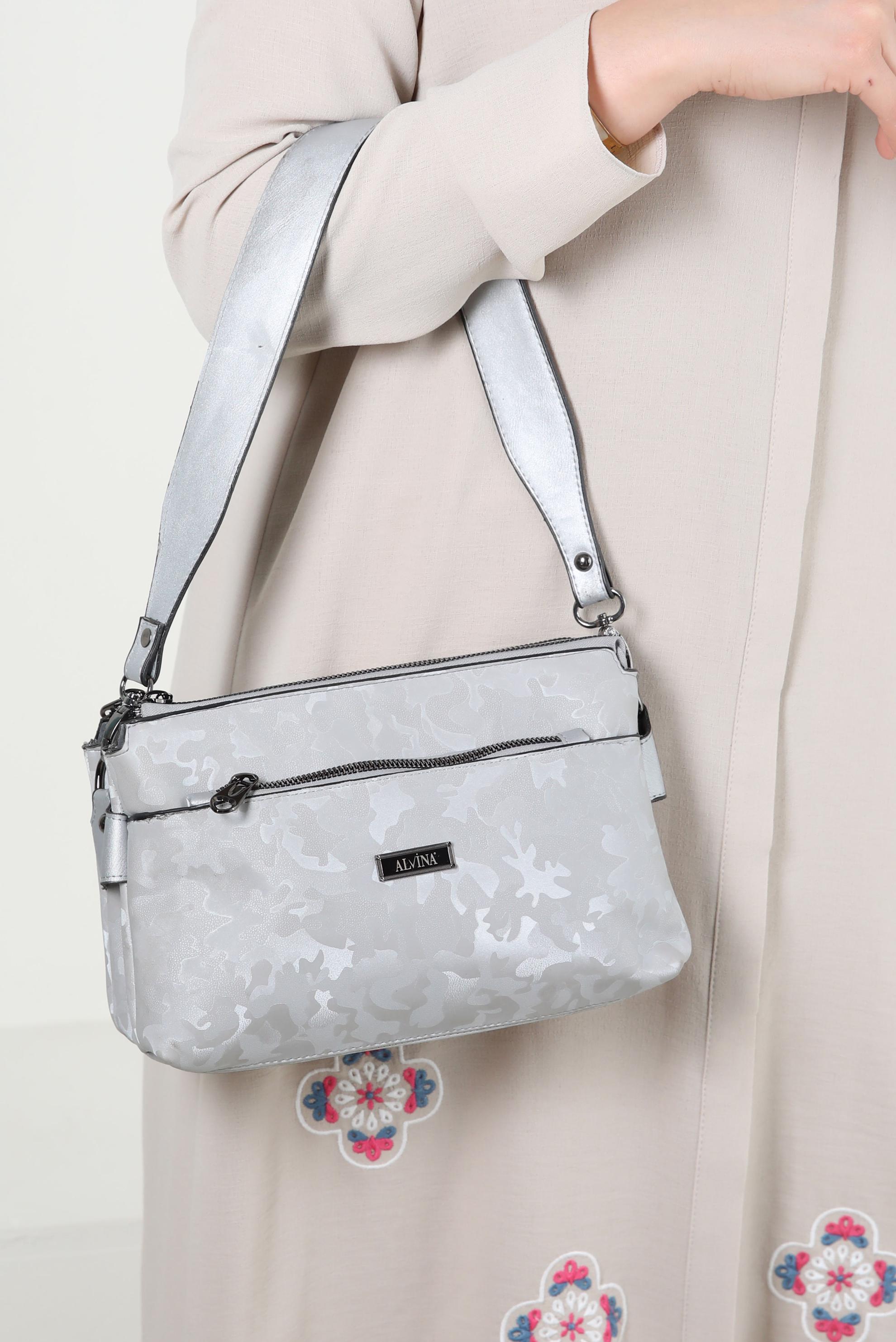Tesettür giyim GÜMÜŞ ALVİNA FERMUARLI DESENLİ ÇANTA 5125