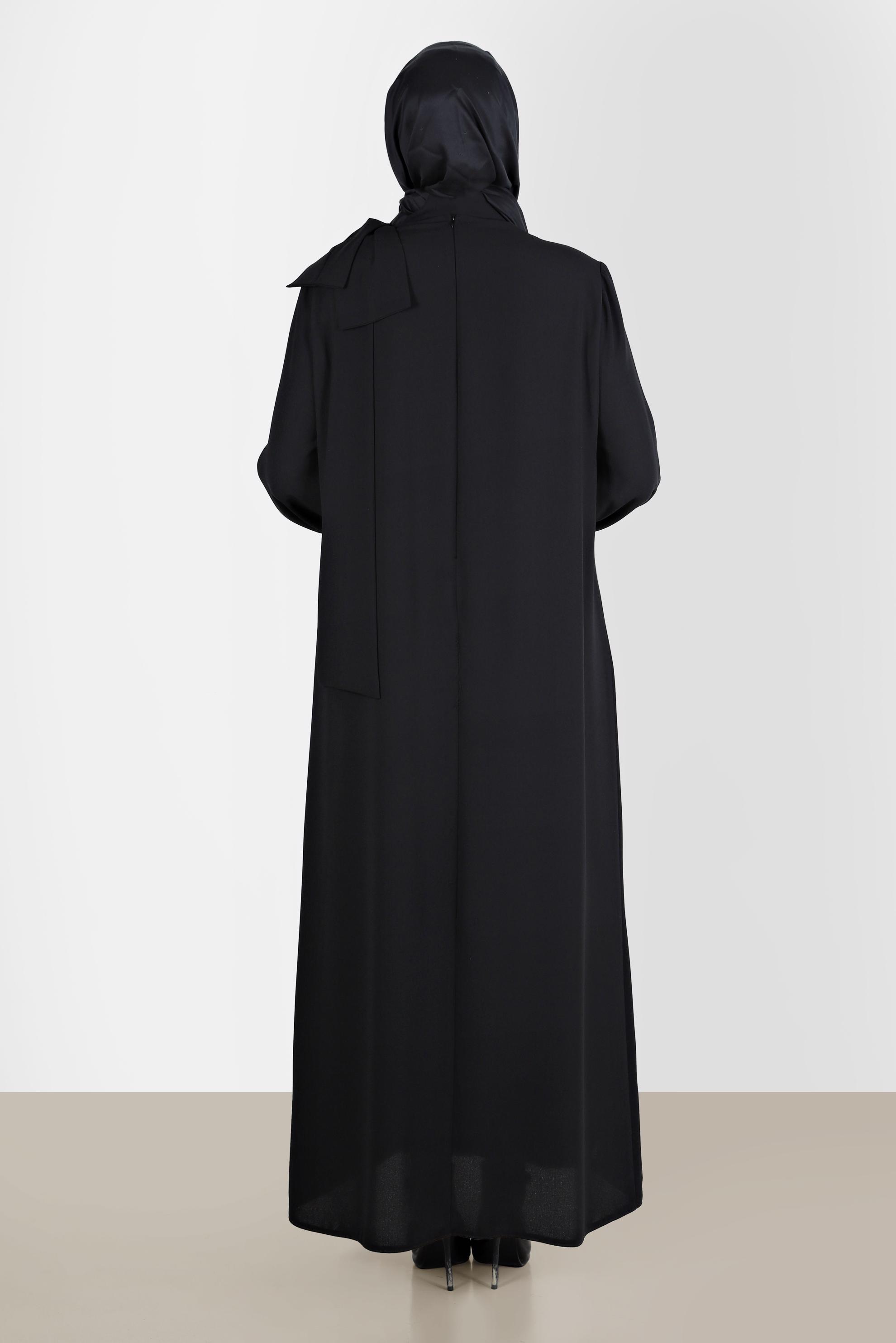 Tesettür giyim SİYAH FİYONK DETAYLI TAŞLI KREP ELBİSE 20234 