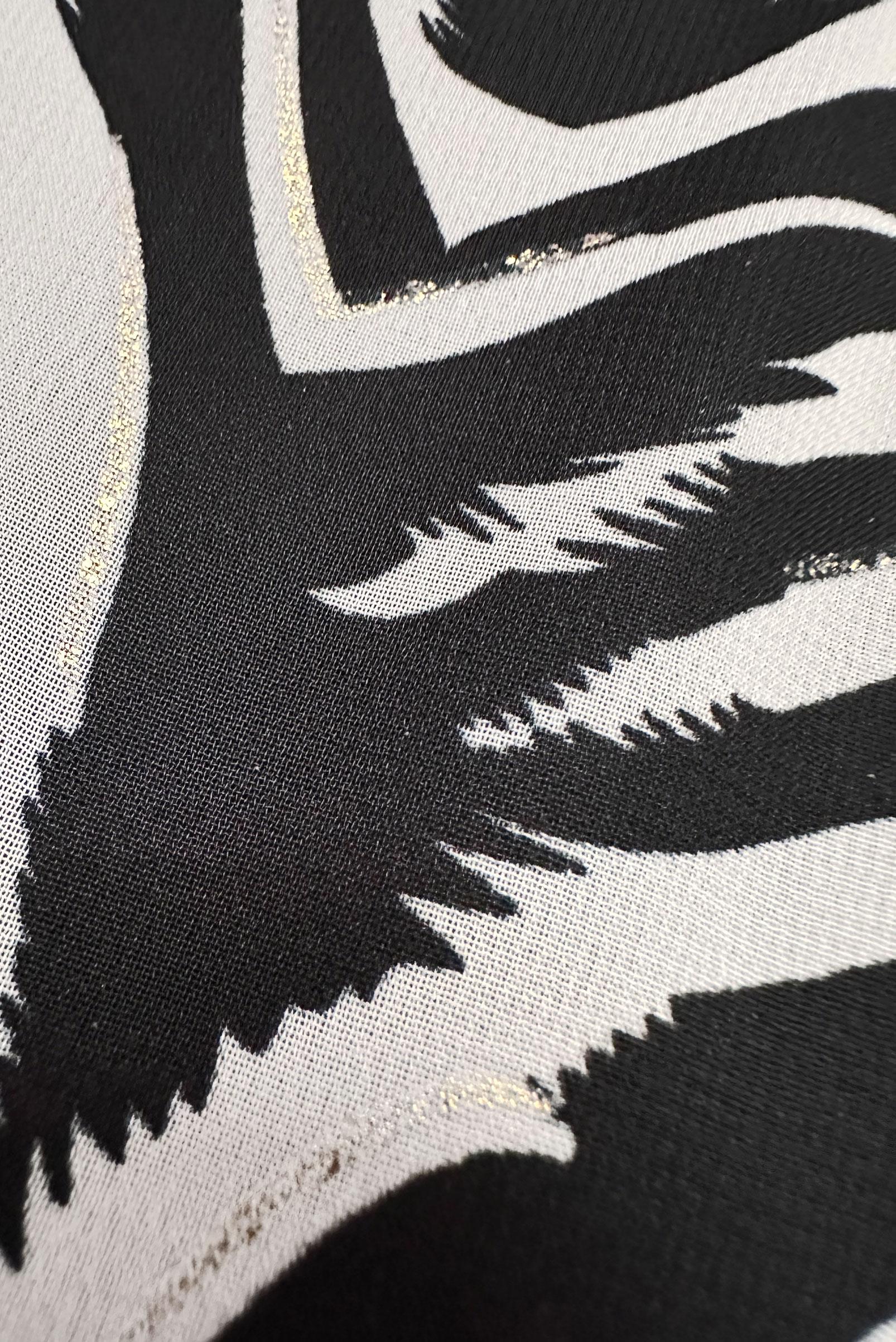 Tesettür giyim SİYAH ZEBRA DESENLİ KUŞAKLI ELBİSE 20254-1