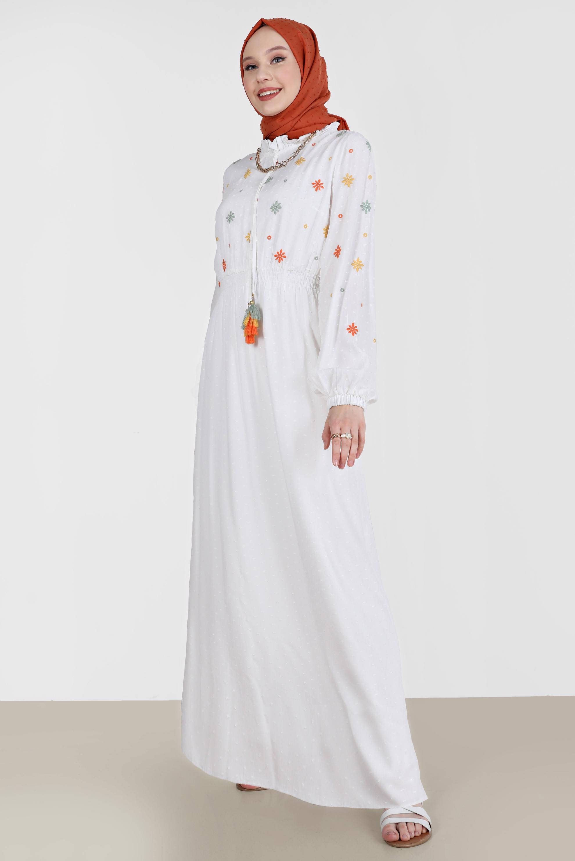 Tesettür giyim BEYAZ YAKASI FIRFIRLI ÇİÇEK NAKIŞLI ELBİSE 41664 