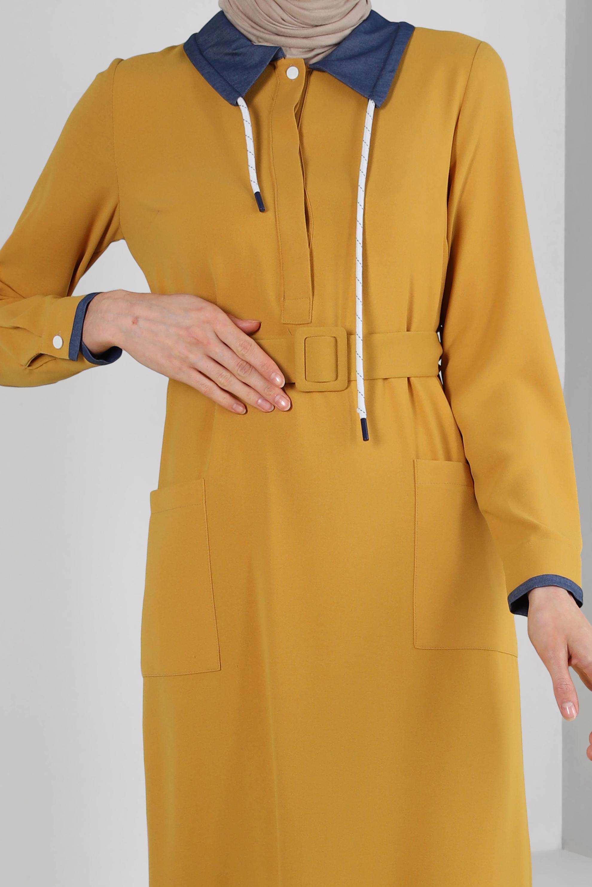 Tesettür giyim SARI ETEK UCU DÜĞMELİ KEMERLİ ELBİSE 41738 