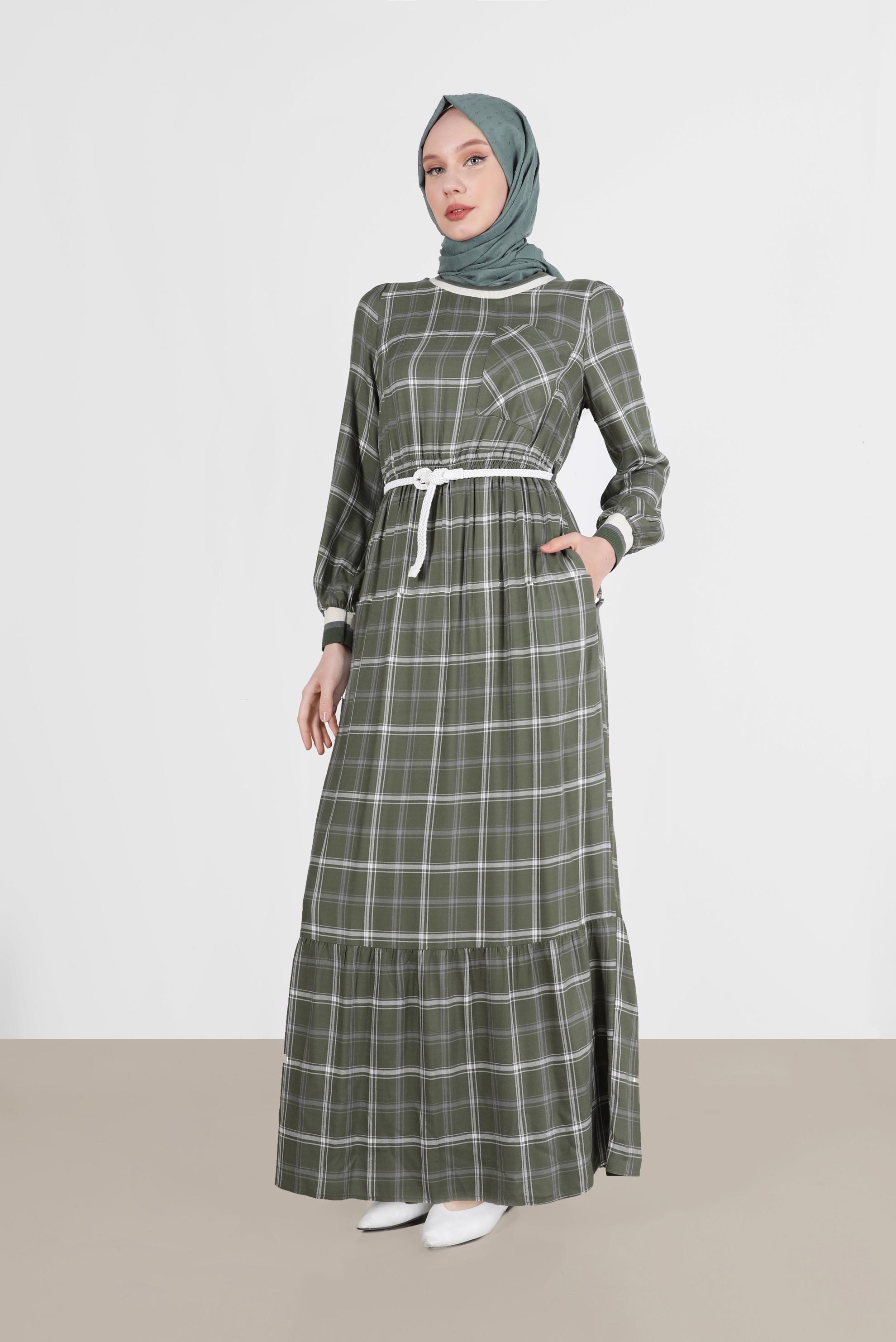 Tesettür giyim HAKİ KEMERLİ EKOSE ELBİSE 41764 