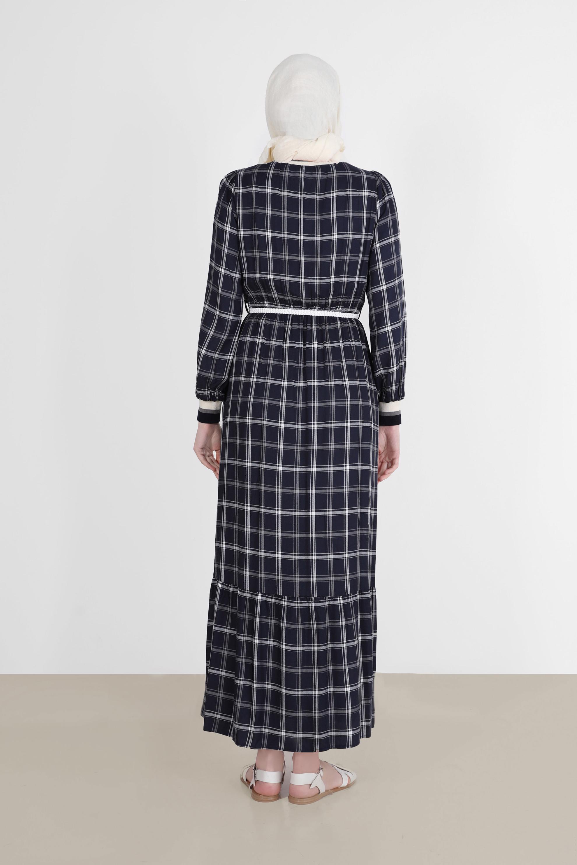 Tesettür giyim LACİVERT KEMERLİ EKOSE ELBİSE 41764 