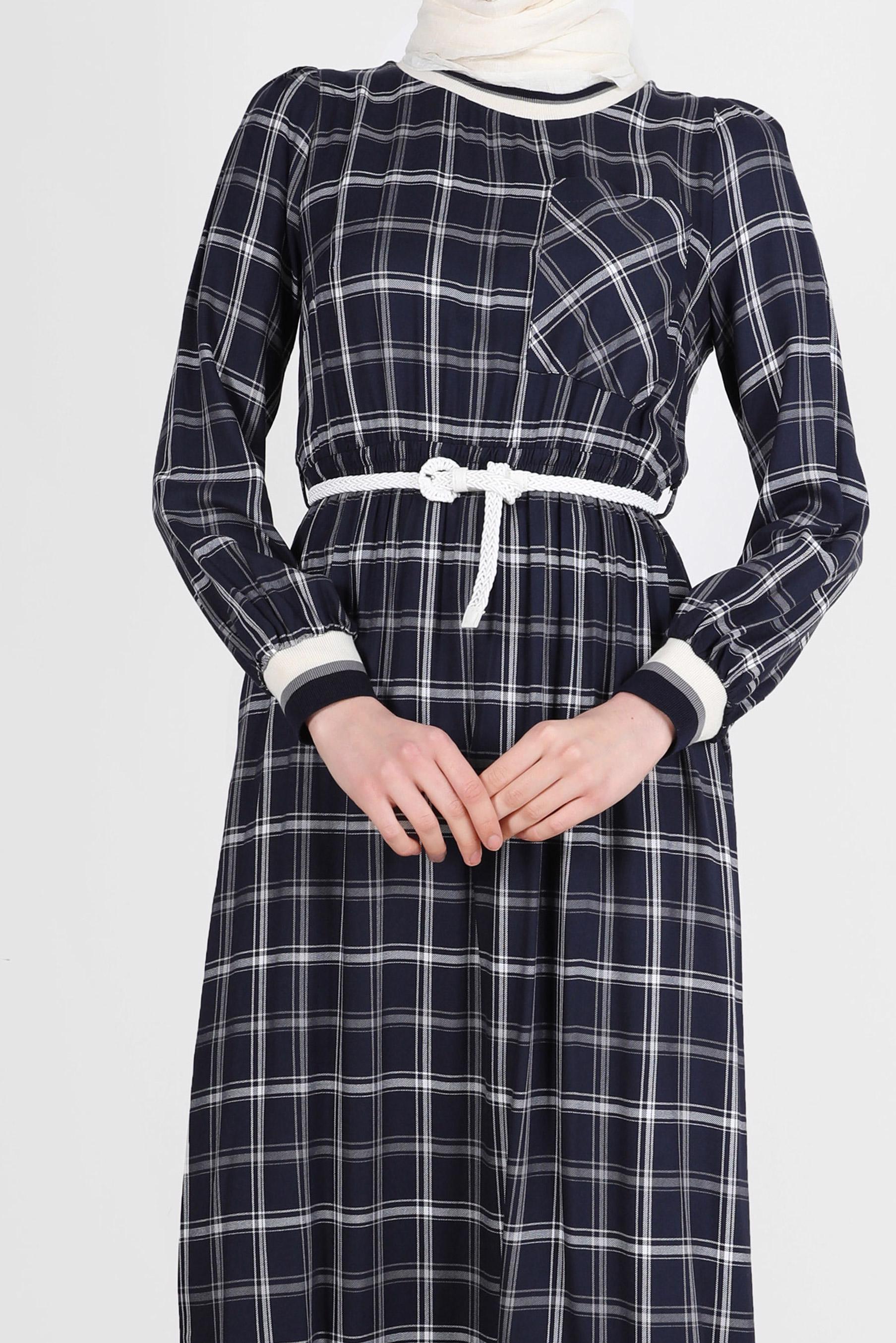 Tesettür giyim LACİVERT KEMERLİ EKOSE ELBİSE 41764 