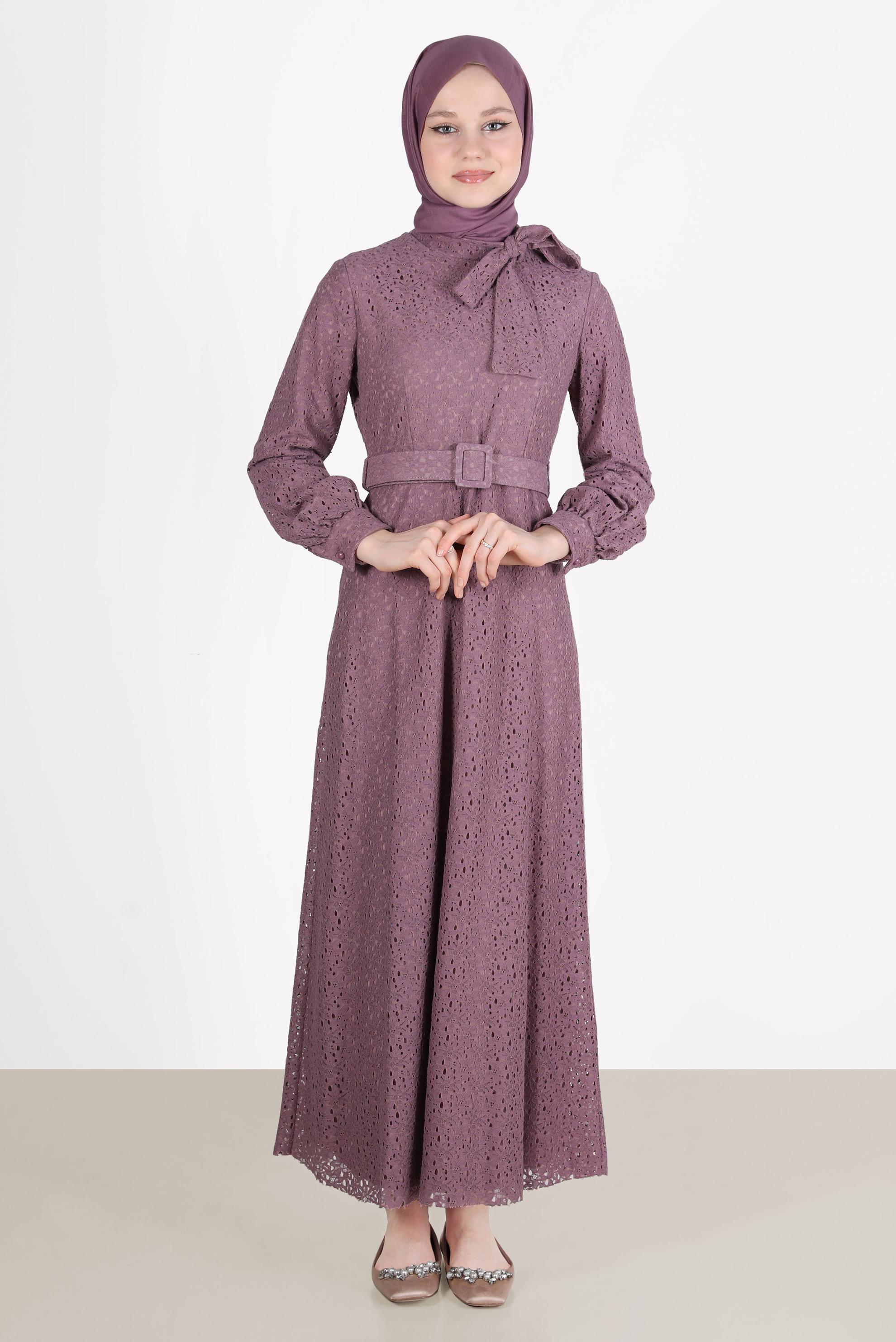 Tesettür giyim MOR FİYONK DETAYLI DANTEL ELBİSE 42413 