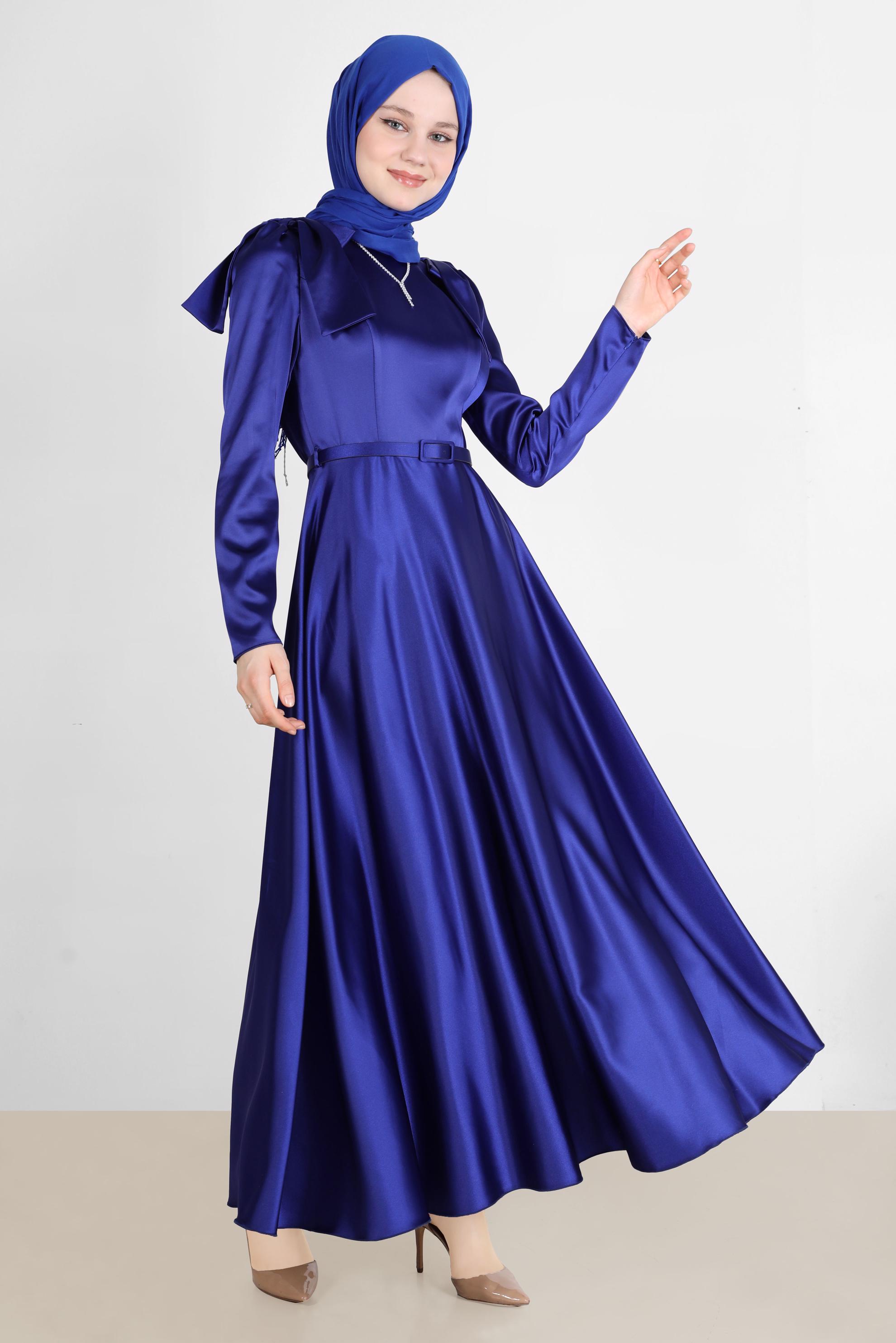 Tesettür giyim MAVİ OMUZLARI FİYONK DETAYLI ELBİSE 42418 