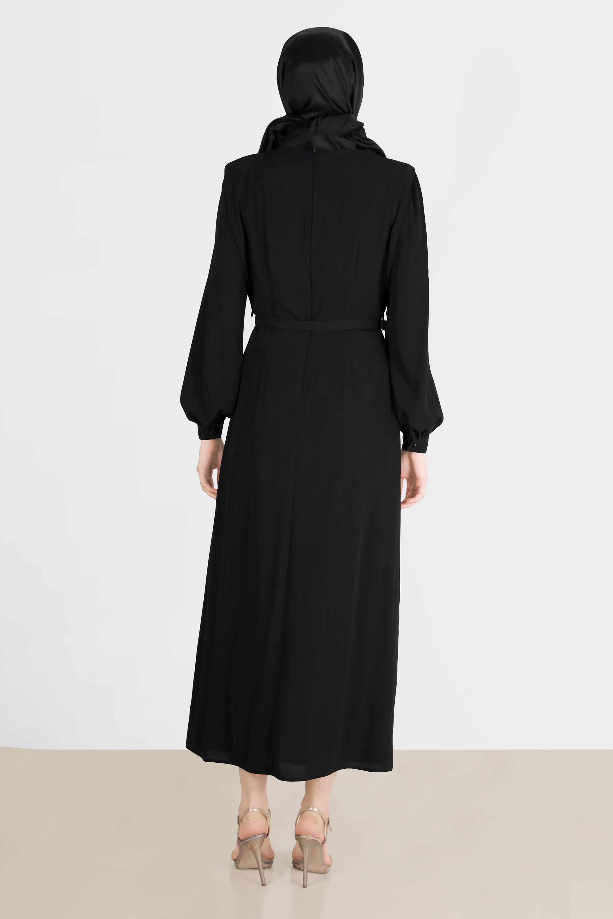 Tesettür giyim SİYAH OMUZLARI BÜZGÜLÜ KEMERLİ ELBİSE 42525 