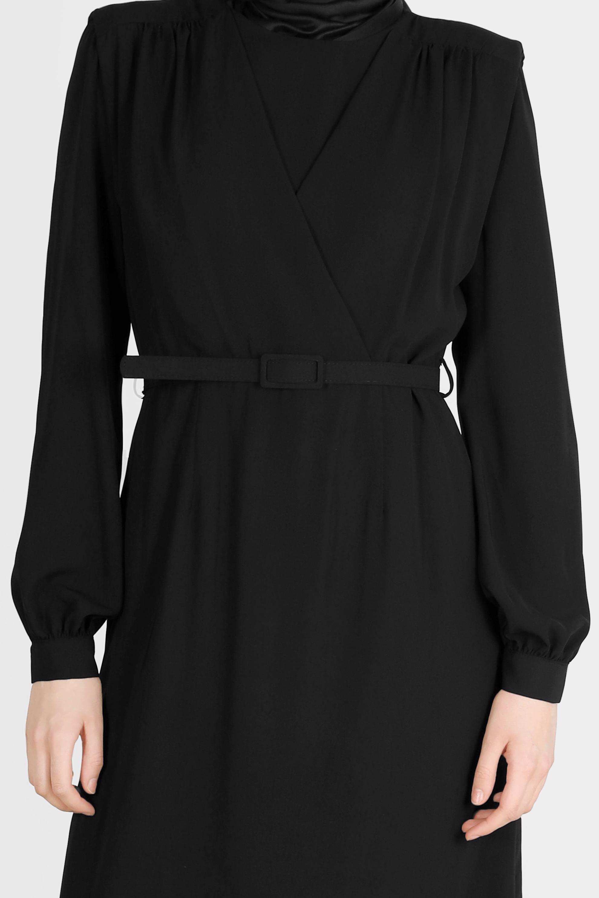 Tesettür giyim SİYAH OMUZLARI BÜZGÜLÜ KEMERLİ ELBİSE 42525 