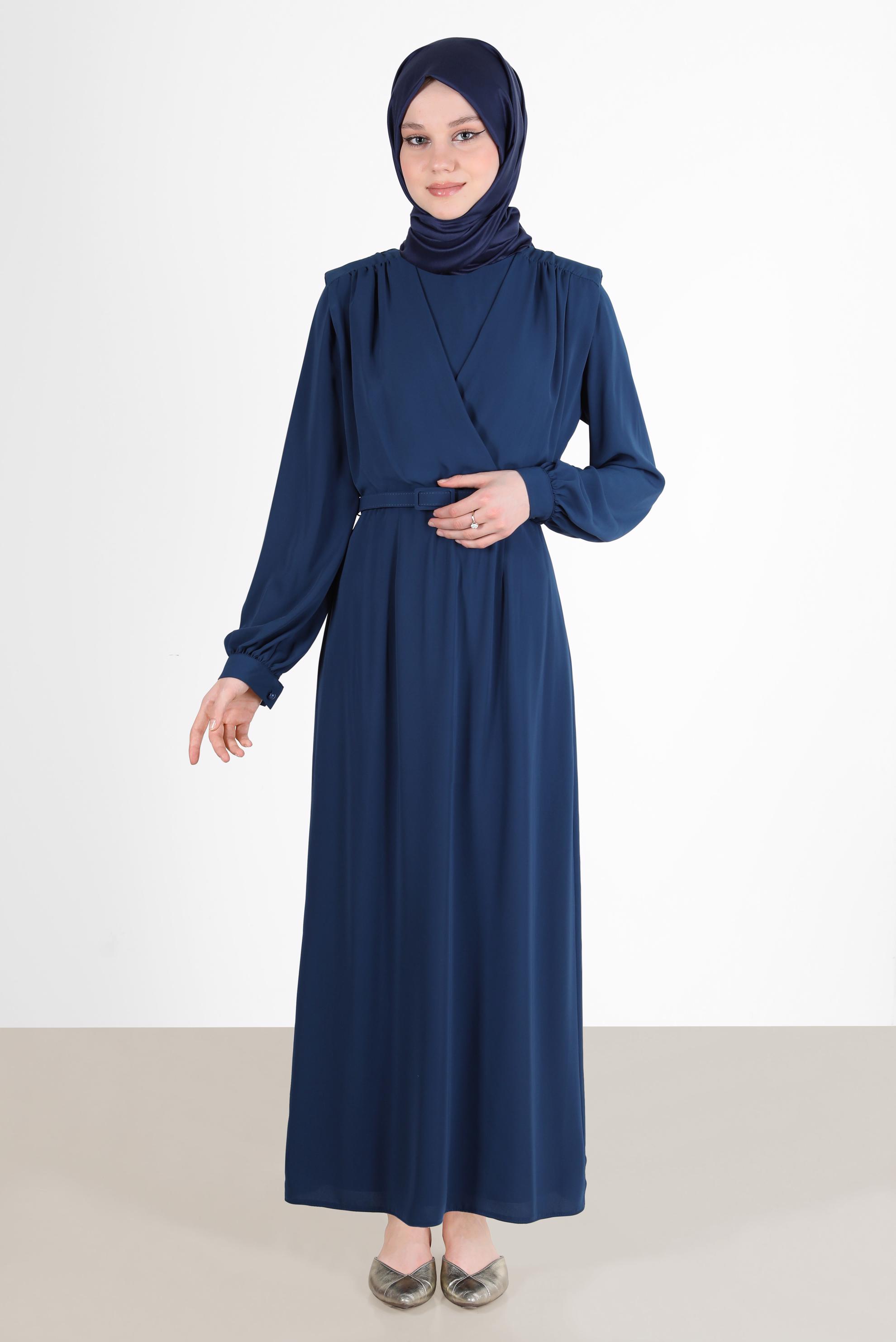 Tesettür giyim LACİVERT OMUZLARI BÜZGÜLÜ KEMERLİ ELBİSE 42525 