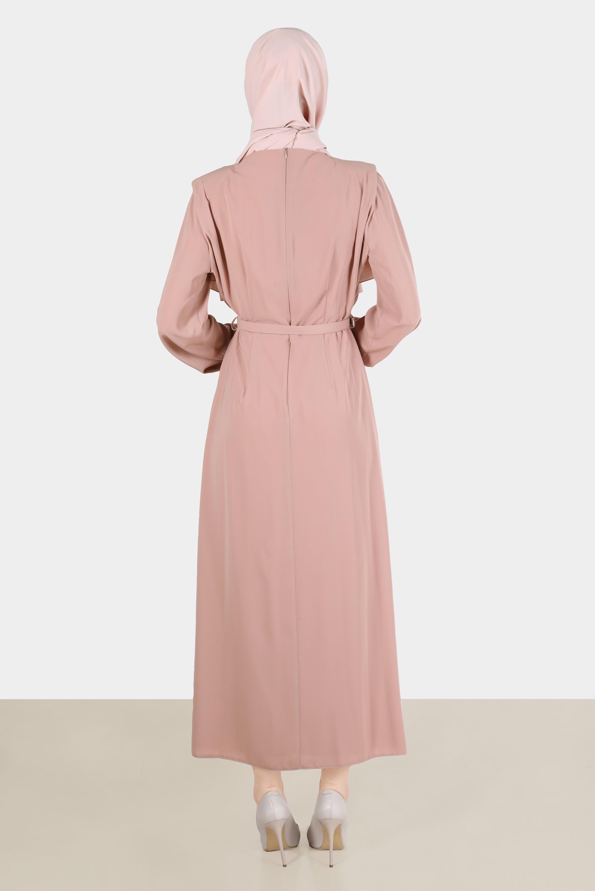 Tesettür giyim BEJ OMUZLARI BÜZGÜLÜ KEMERLİ ELBİSE 42525 