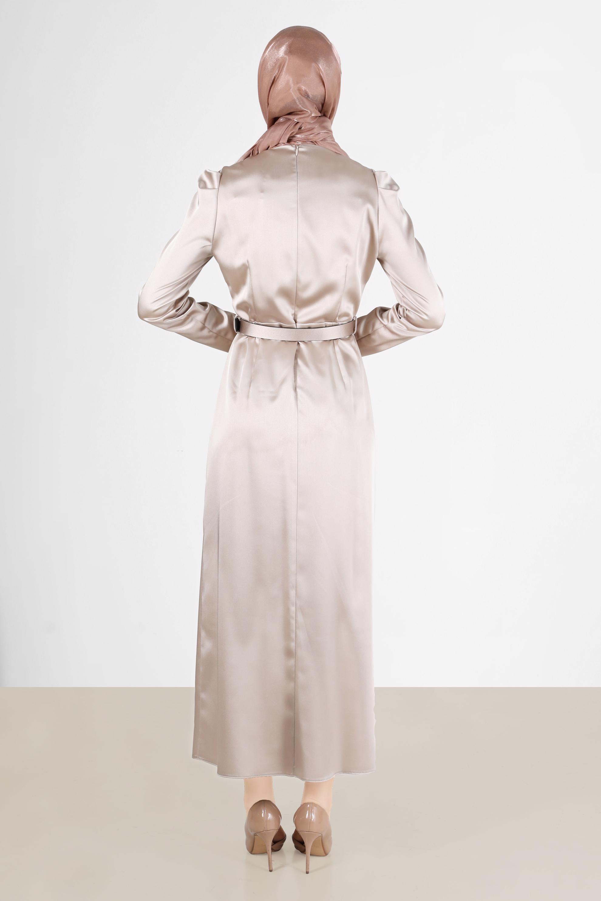 Tesettür giyim BEJ KEMERLİ SATEN ELBİSE 42527 