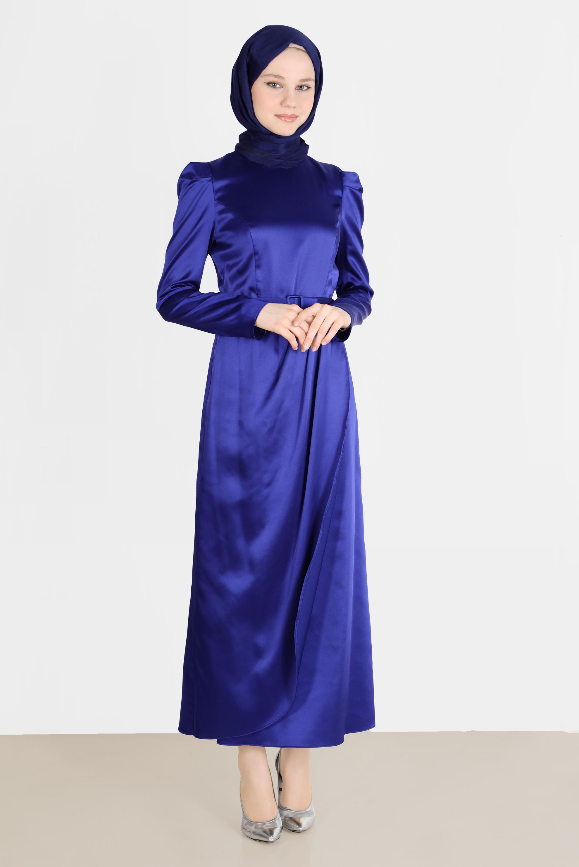 Tesettür giyim MAVİ KEMERLİ SATEN ELBİSE 42527 