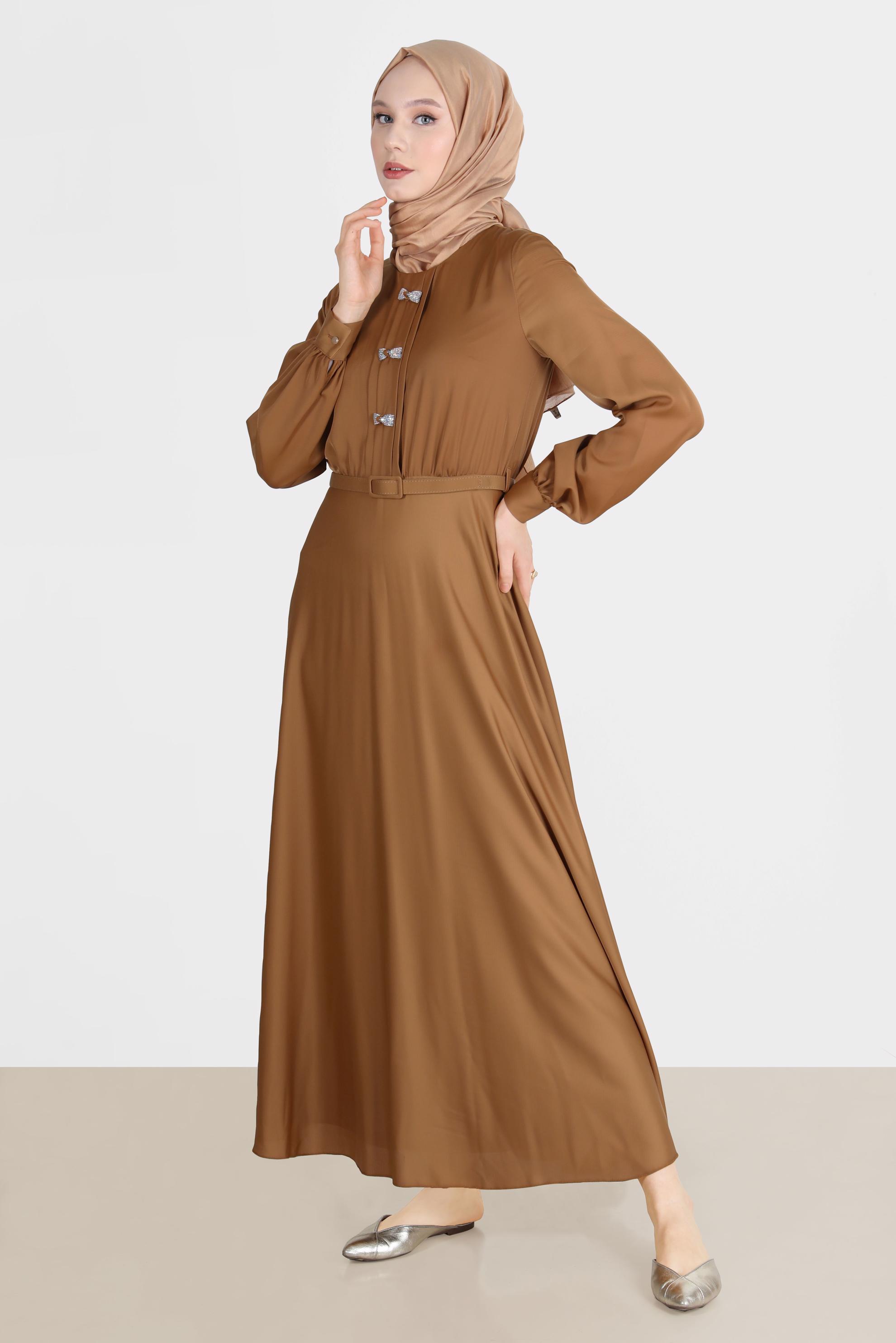 Tesettür giyim SARI TAŞLI FİYONK DETAYLI ELBİSE 42555 