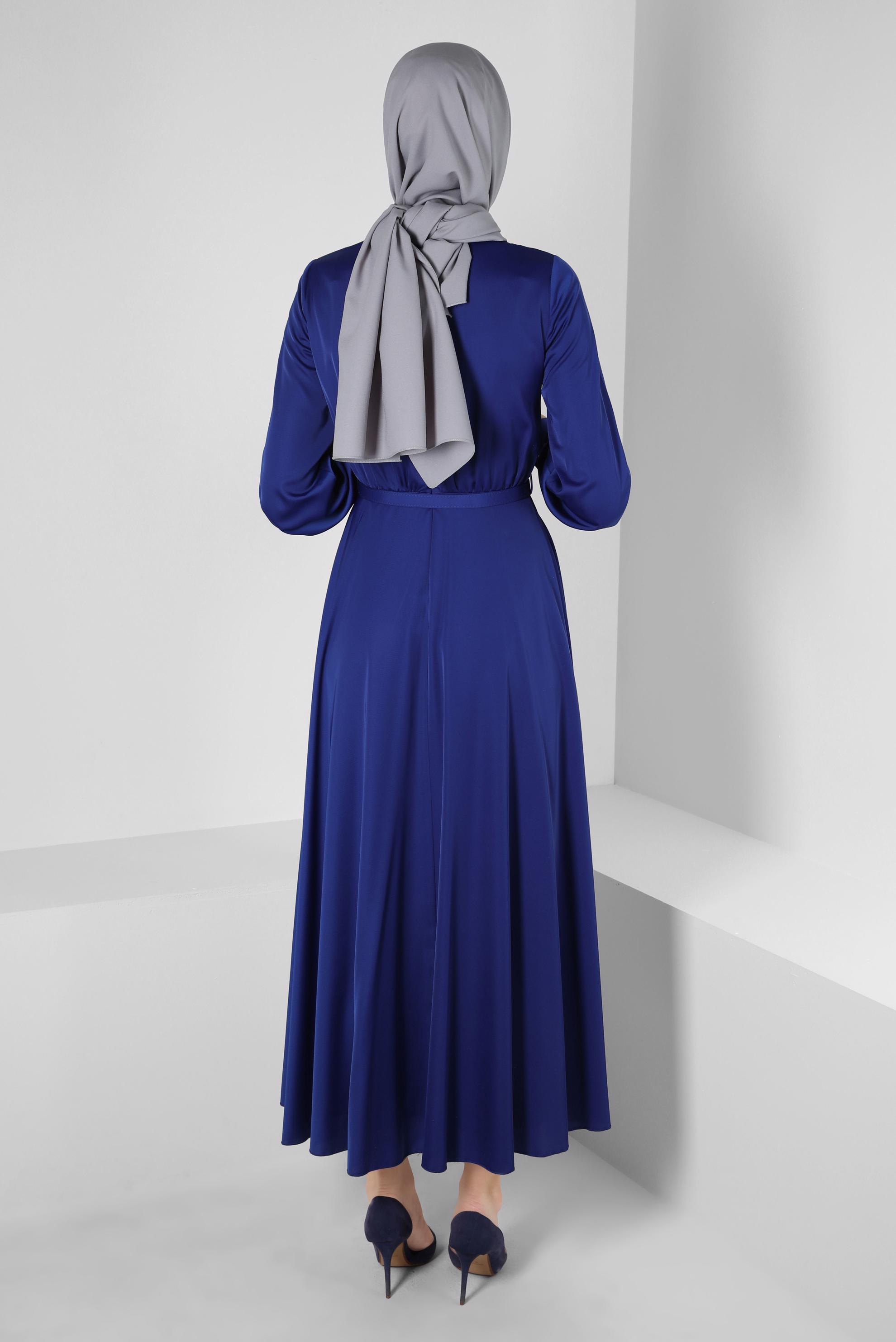 Tesettür giyim LACİVERT TAŞLI FİYONK DETAYLI ELBİSE 42555 