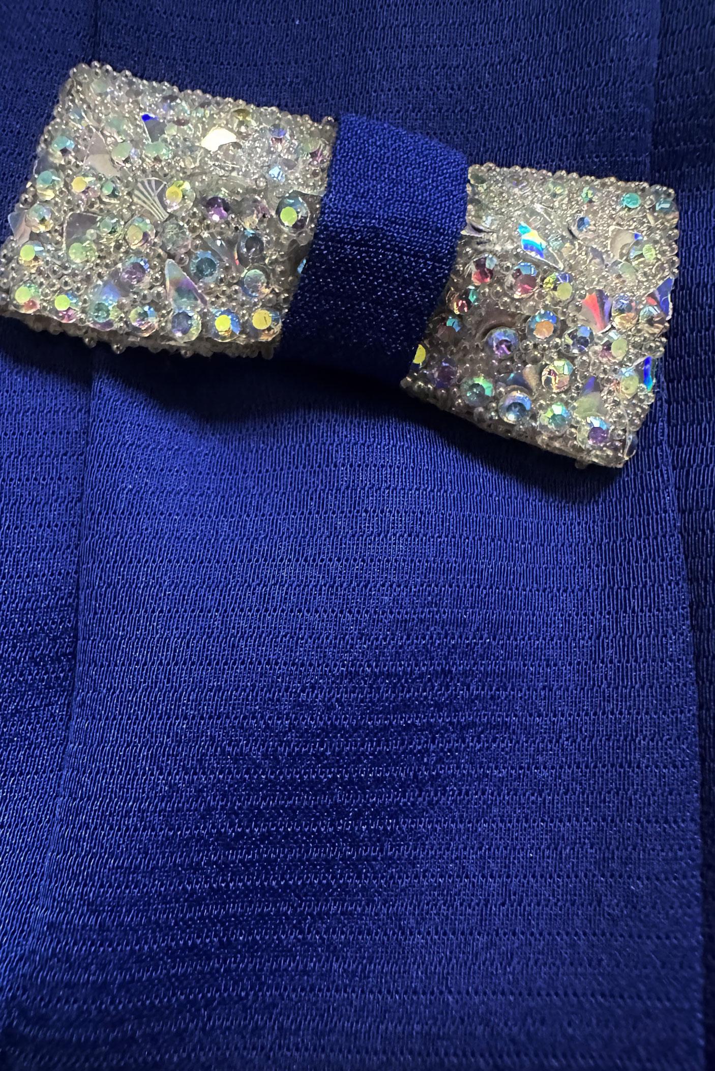 Tesettür giyim LACİVERT TAŞLI FİYONK DETAYLI ELBİSE 42555 