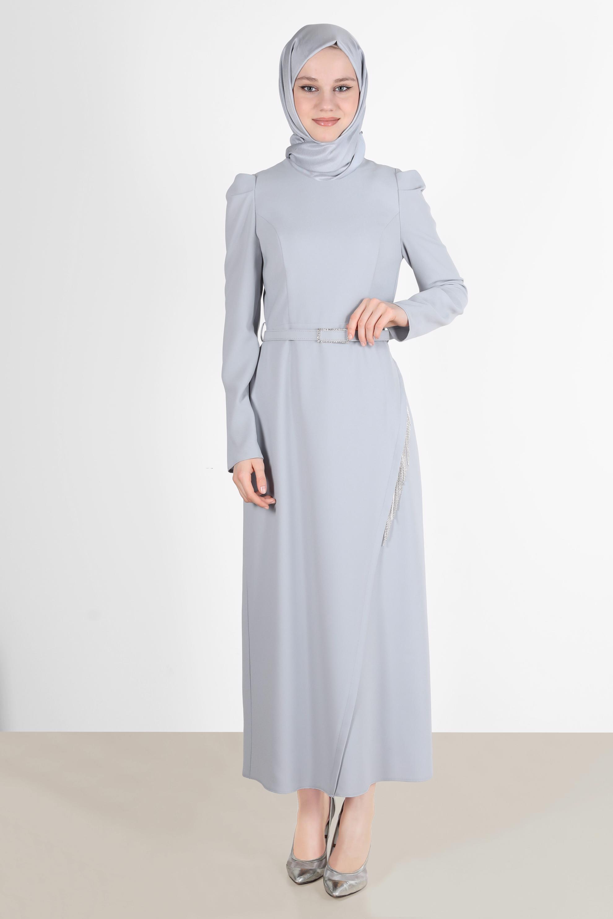 Tesettür giyim GRİ KEMERLİ PÜSKÜL DETAYLI ELBİSE 42568 