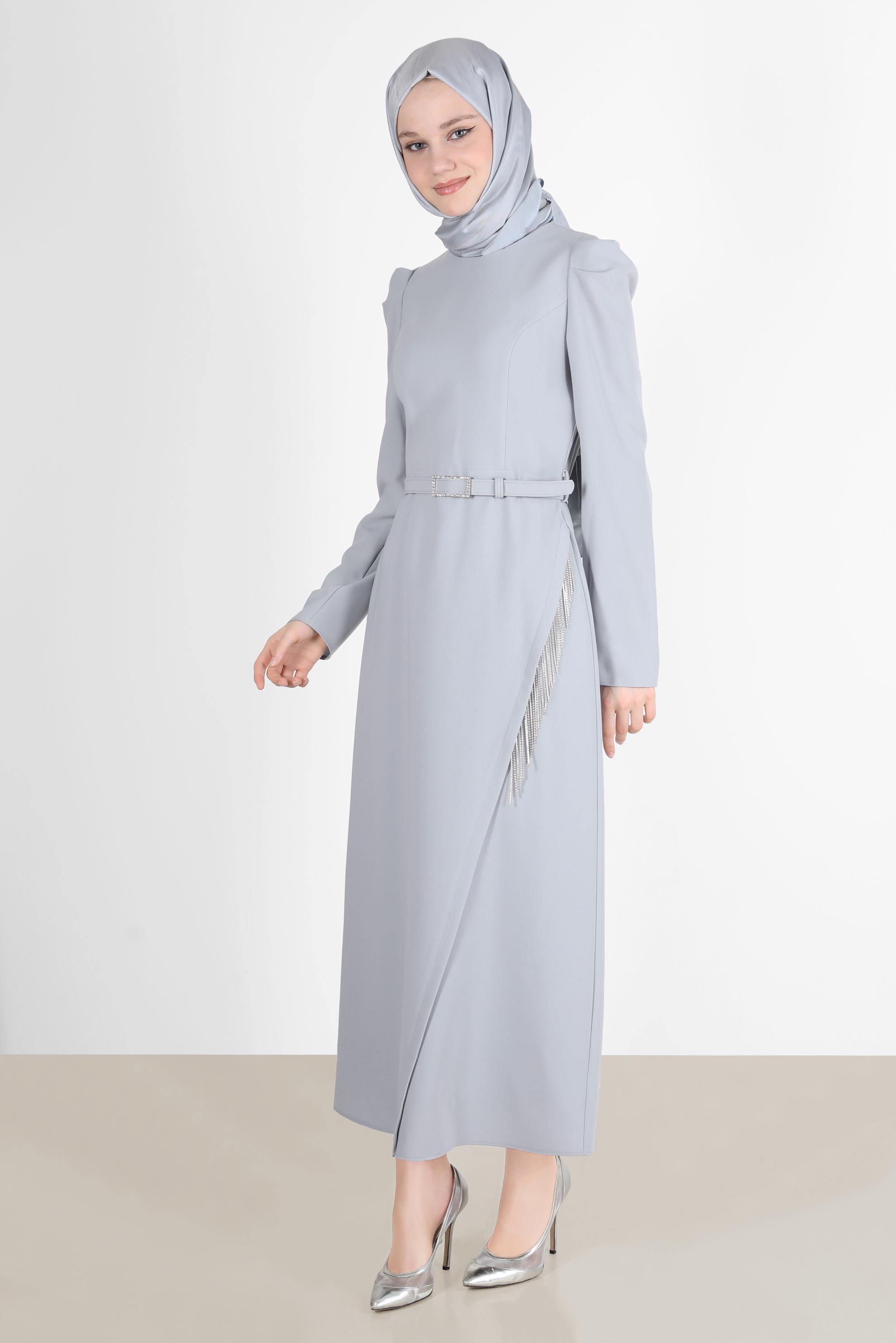 Tesettür giyim GRİ KEMERLİ PÜSKÜL DETAYLI ELBİSE 42568 