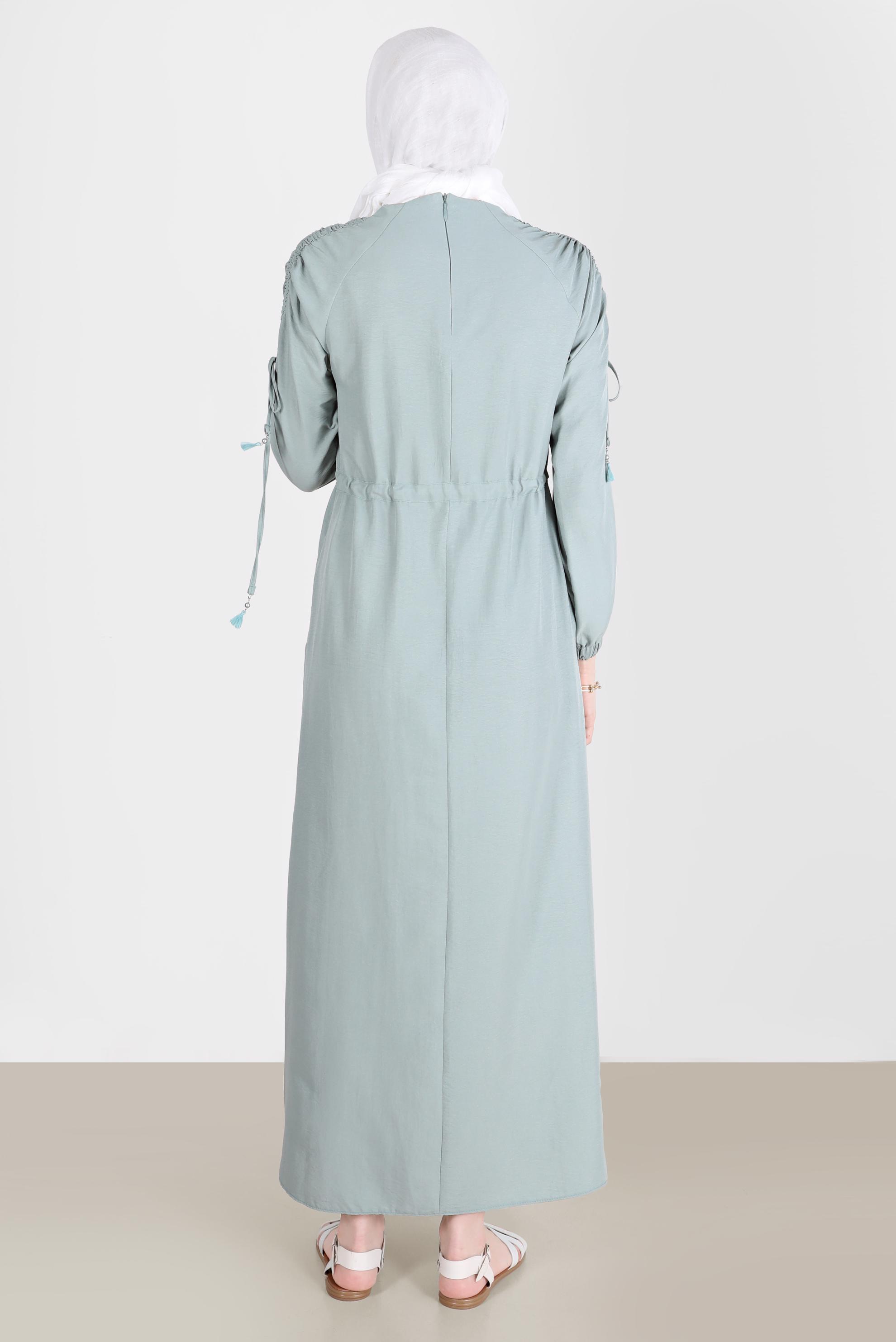 Tesettür giyim MAVİ KOLLARI VE BELİ BÜZGÜ DETAYLI ELBİSE 42591 