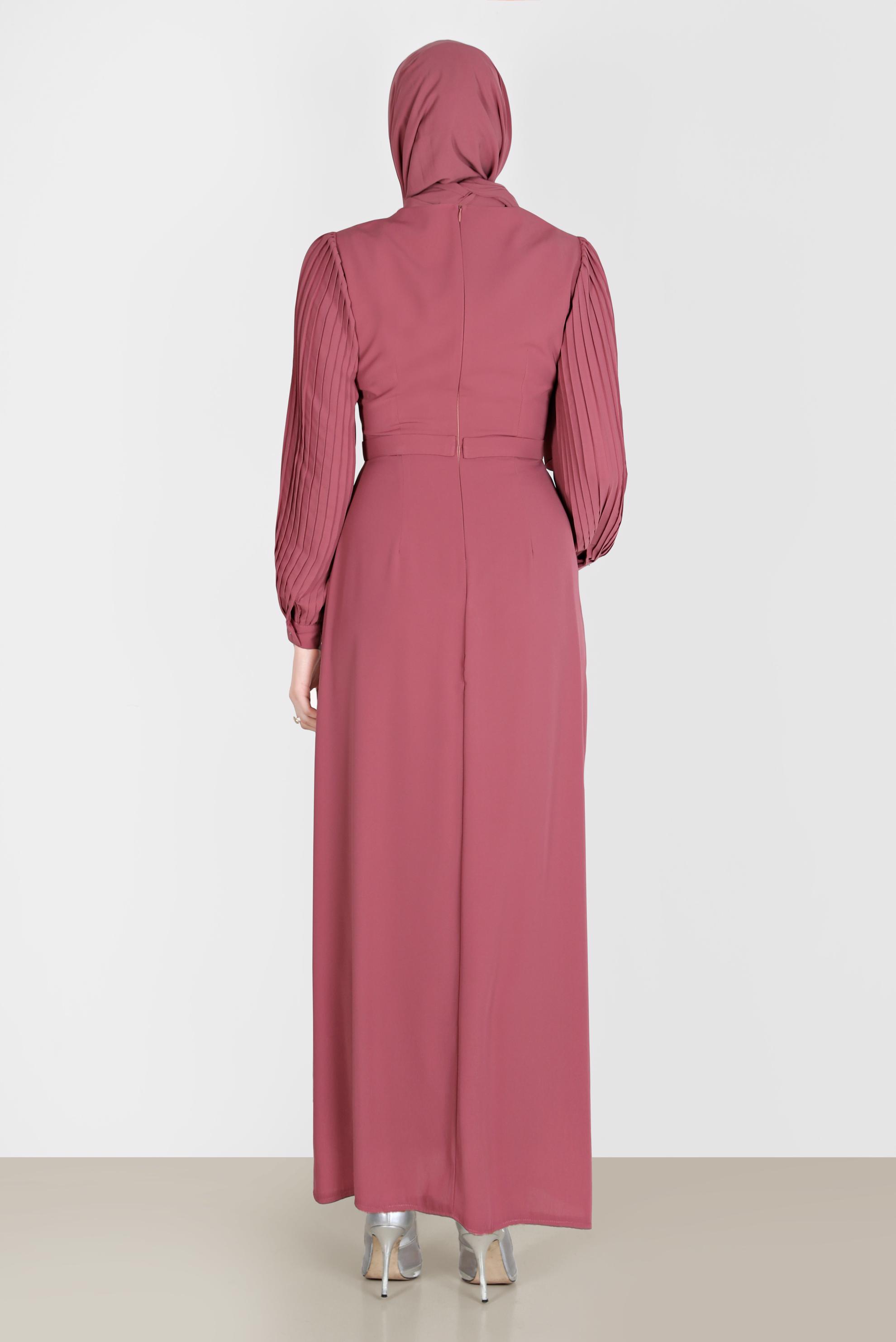 Tesettür giyim PEMBE KOLLARI PİLİSELİ TAŞ İŞLEMELİ ELBİSE 42592