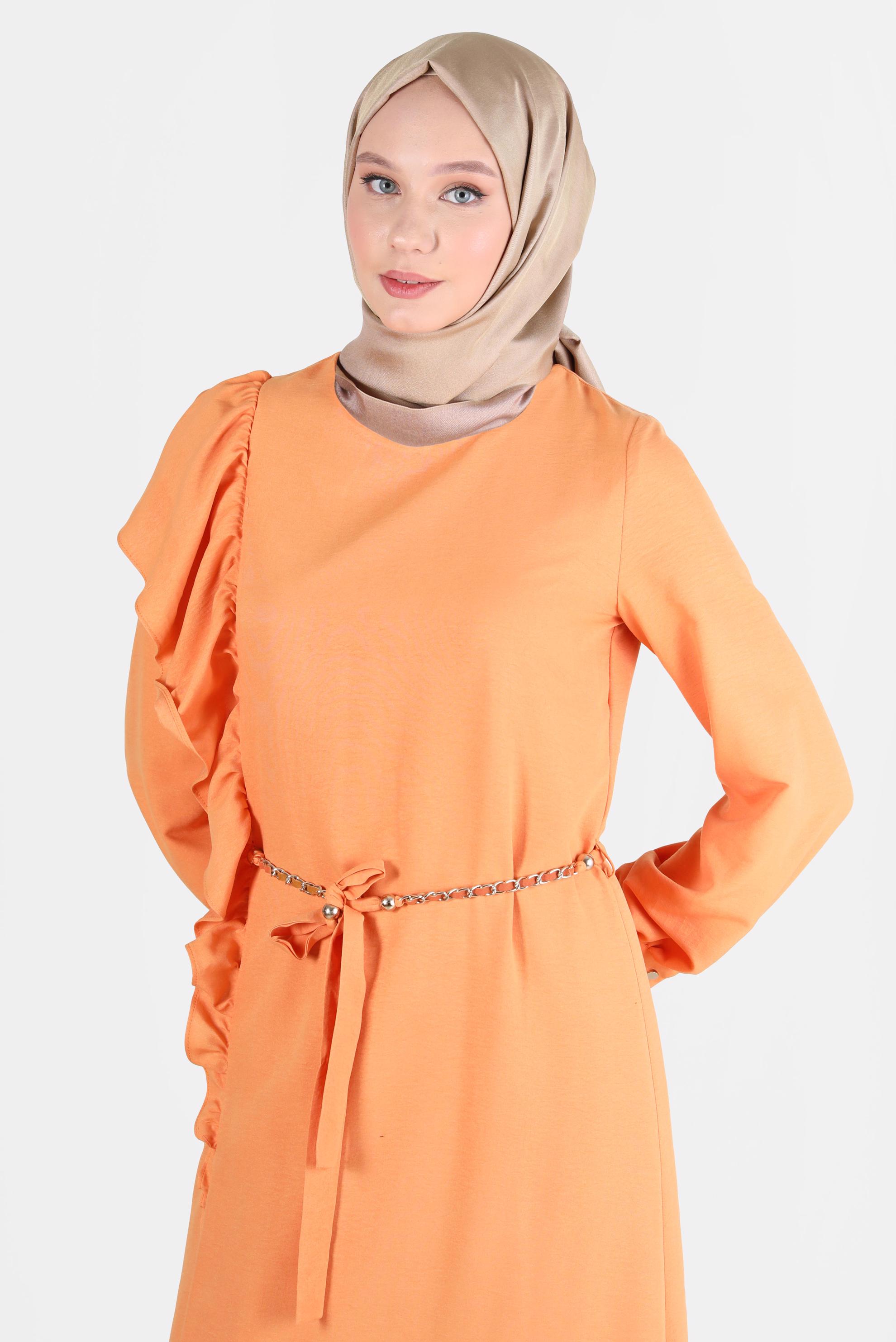 Tesettür giyim TURUNCU VOLAN DETAYLI METAL KUŞAKLI ELBİSE 42619 