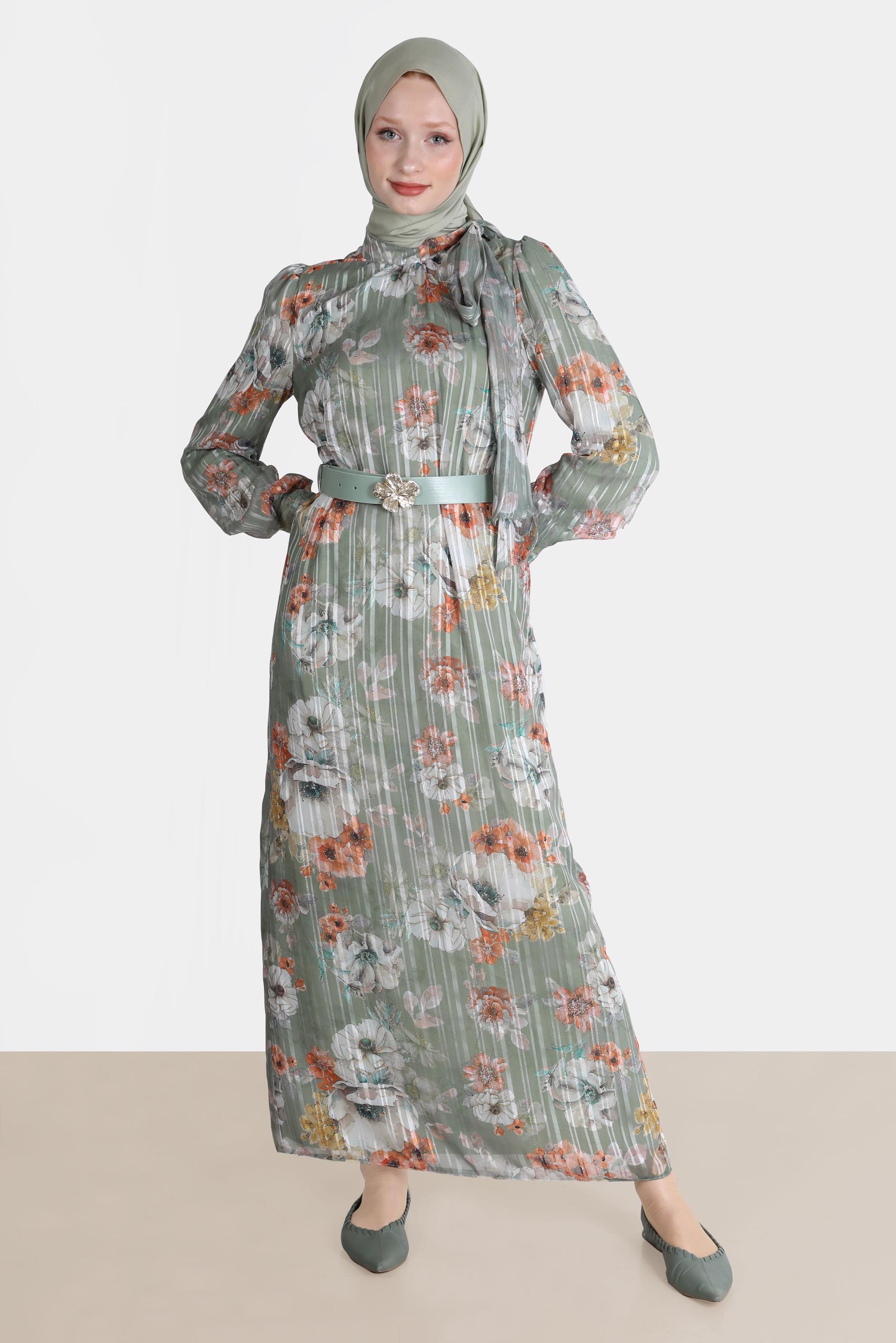 Tesettür giyim YEŞİL FİYONK DETAYLI DESENLİ ŞİFON ELBİSE 42620 