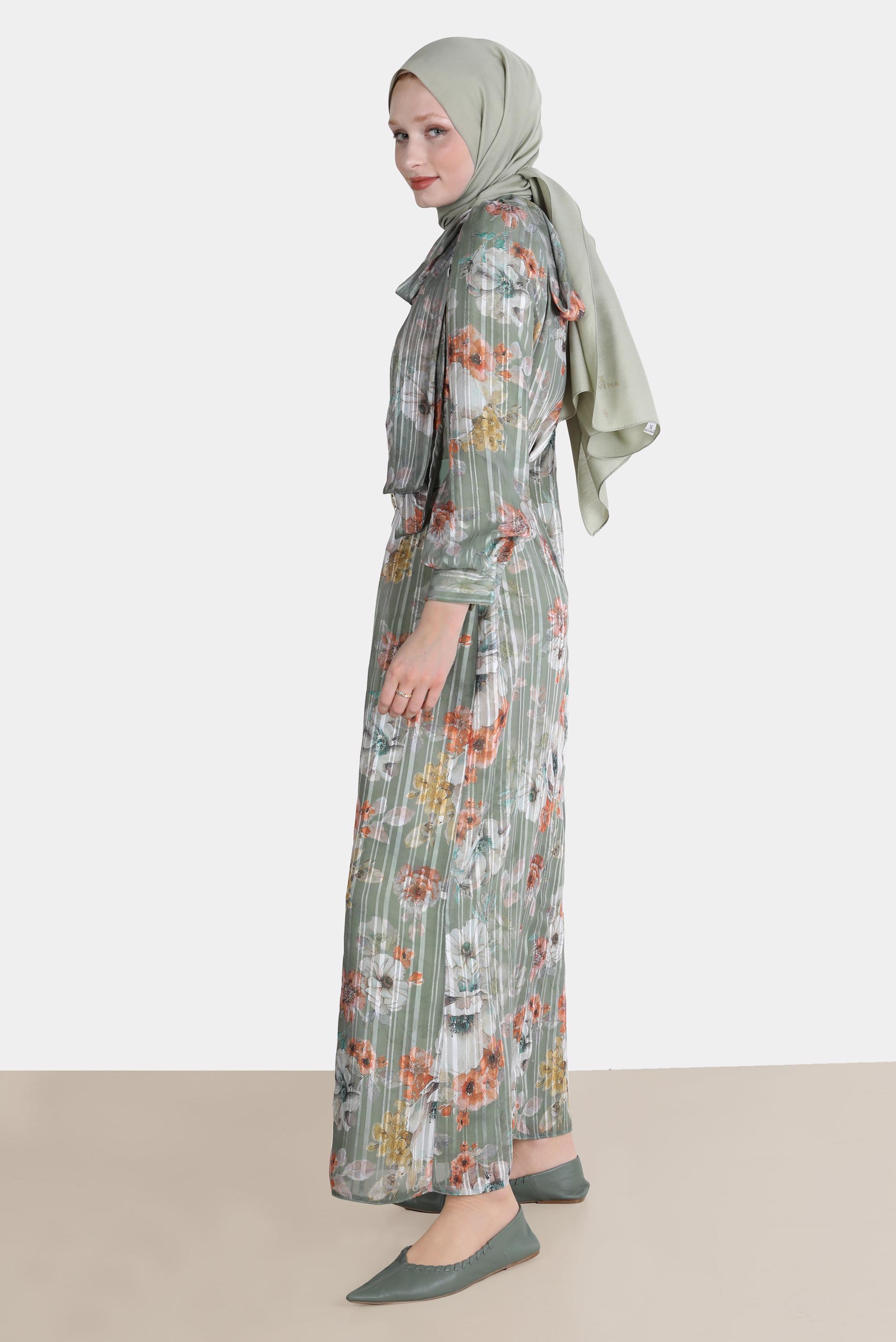 Tesettür giyim YEŞİL FİYONK DETAYLI DESENLİ ŞİFON ELBİSE 42620 