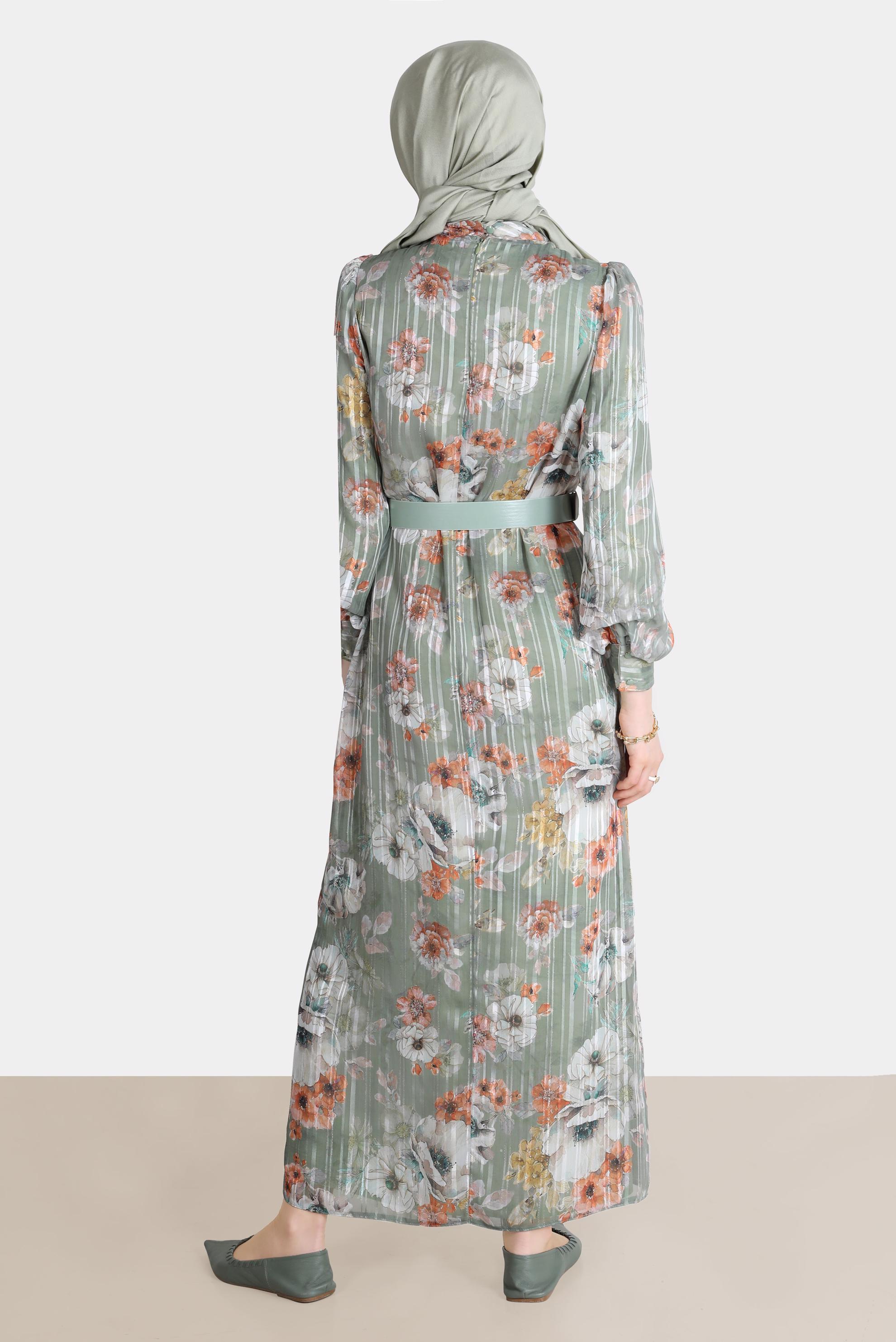 Tesettür giyim YEŞİL FİYONK DETAYLI DESENLİ ŞİFON ELBİSE 42620 