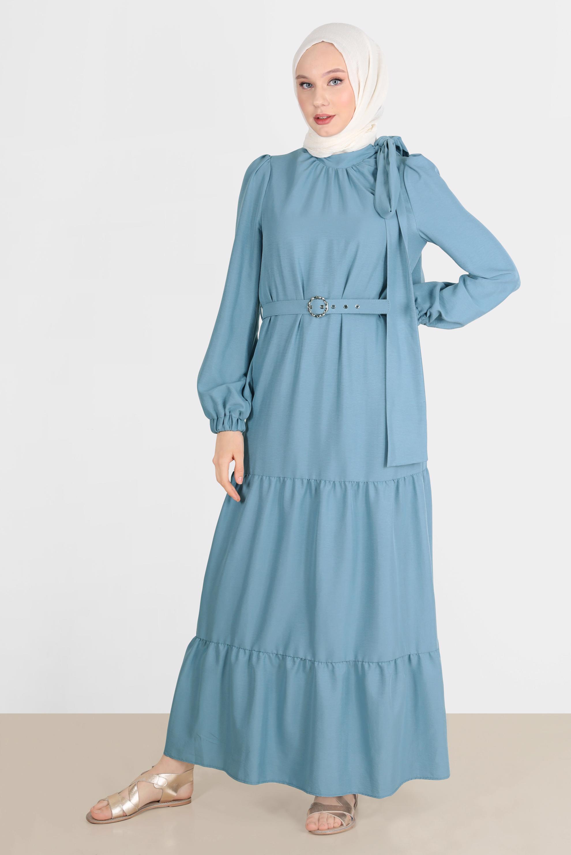 Tesettür giyim MAVİ BAĞLAMA DETAYLI KEMERLİ ELBİSE 42622 