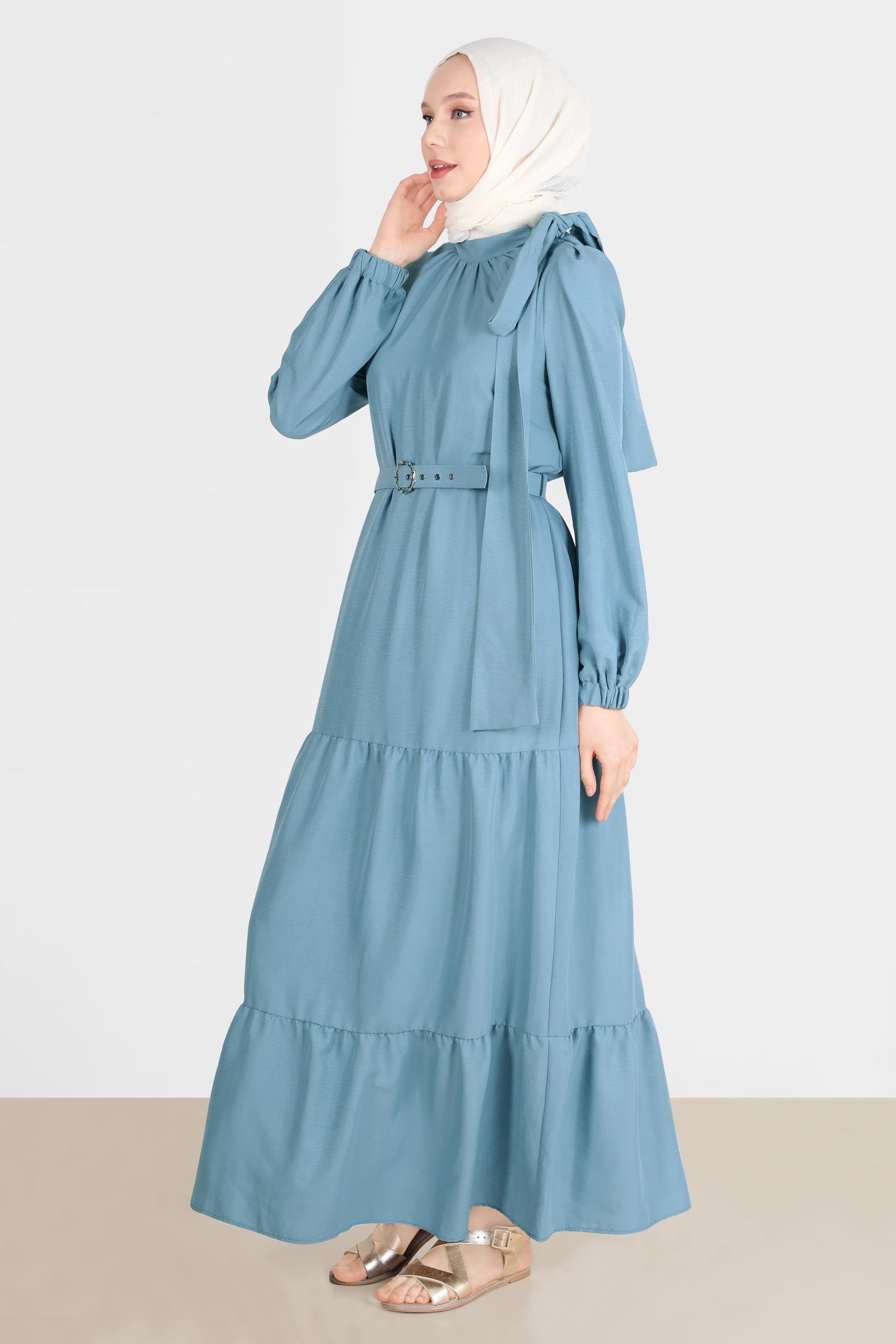 Tesettür giyim MAVİ BAĞLAMA DETAYLI KEMERLİ ELBİSE 42622 