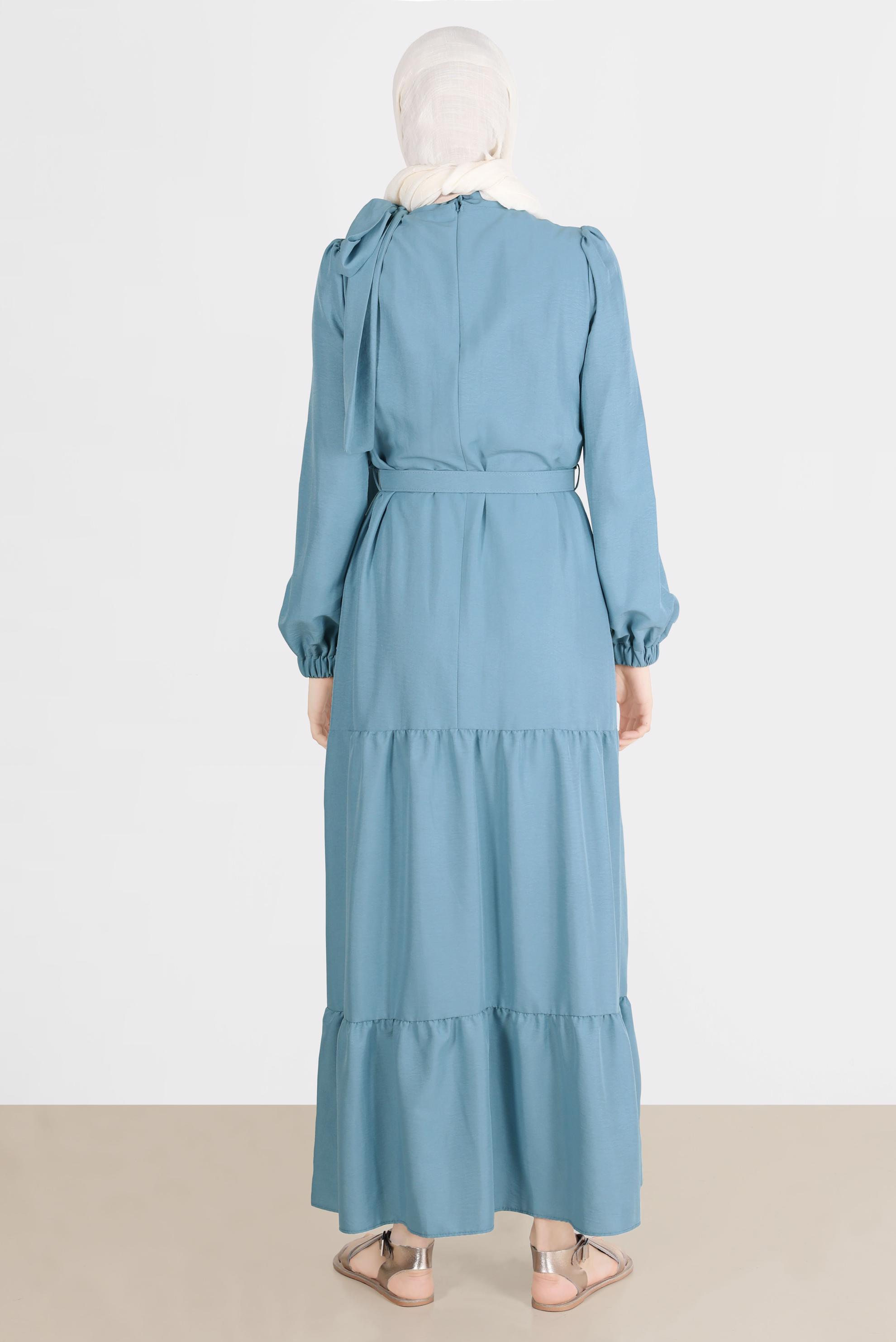 Tesettür giyim MAVİ BAĞLAMA DETAYLI KEMERLİ ELBİSE 42622 