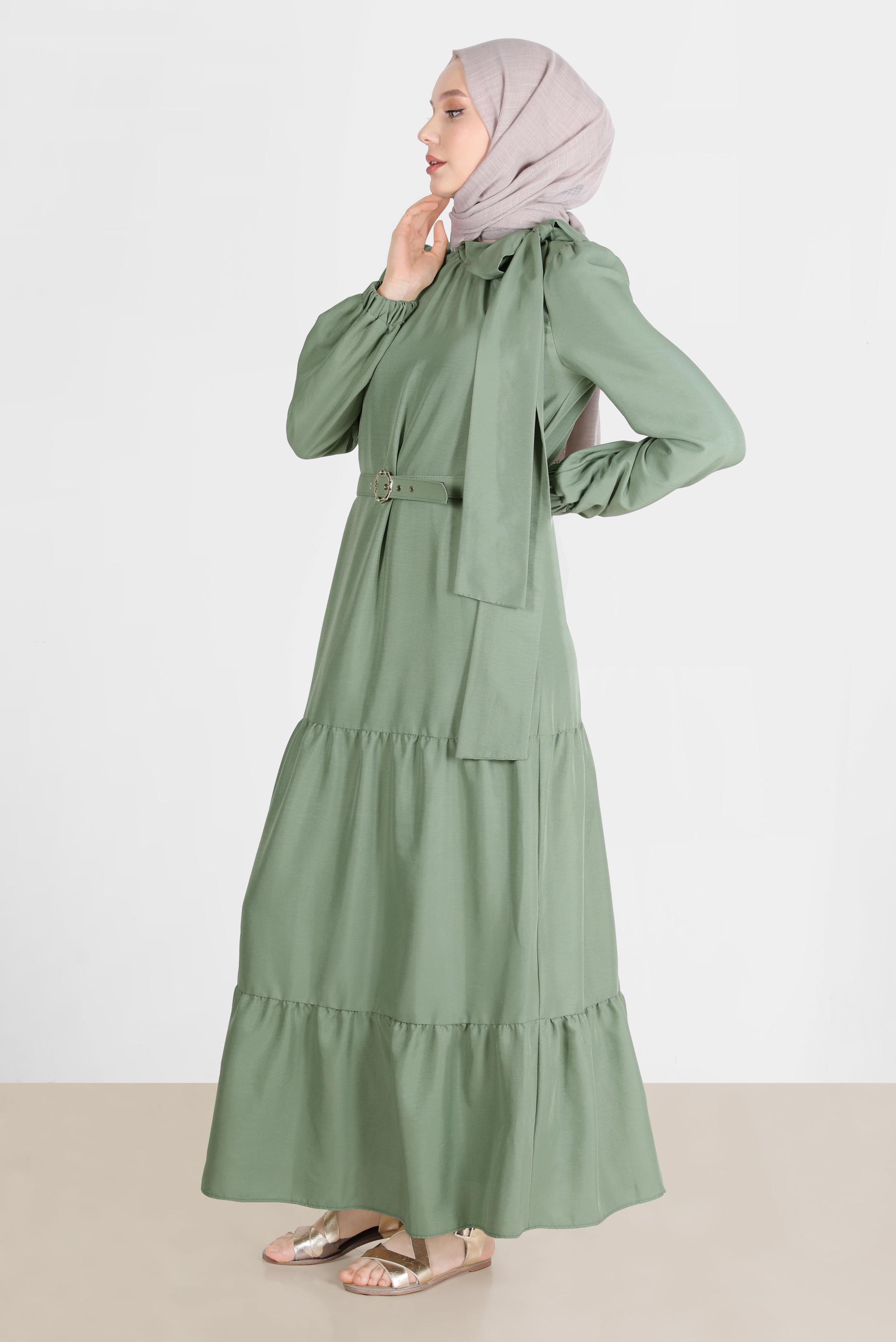 Tesettür giyim YEŞİL BAĞLAMA DETAYLI KEMERLİ ELBİSE 42622 